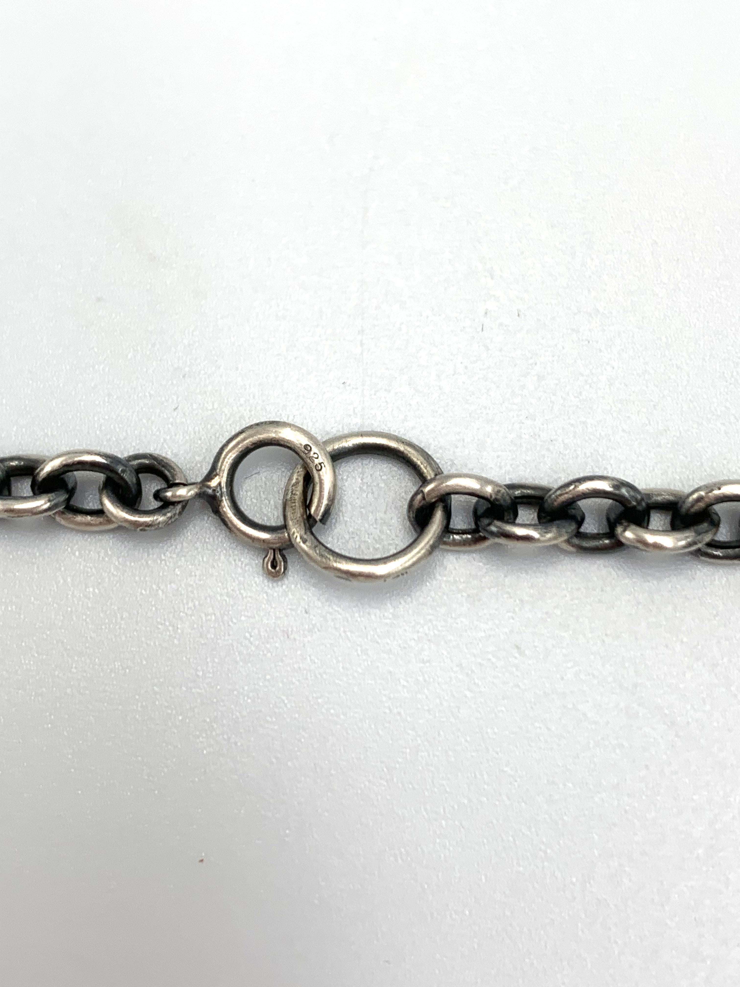 Ciondolo a forma di croce in argento Sterling stampato a mano con turchese Sonoran Gold in vendita 3