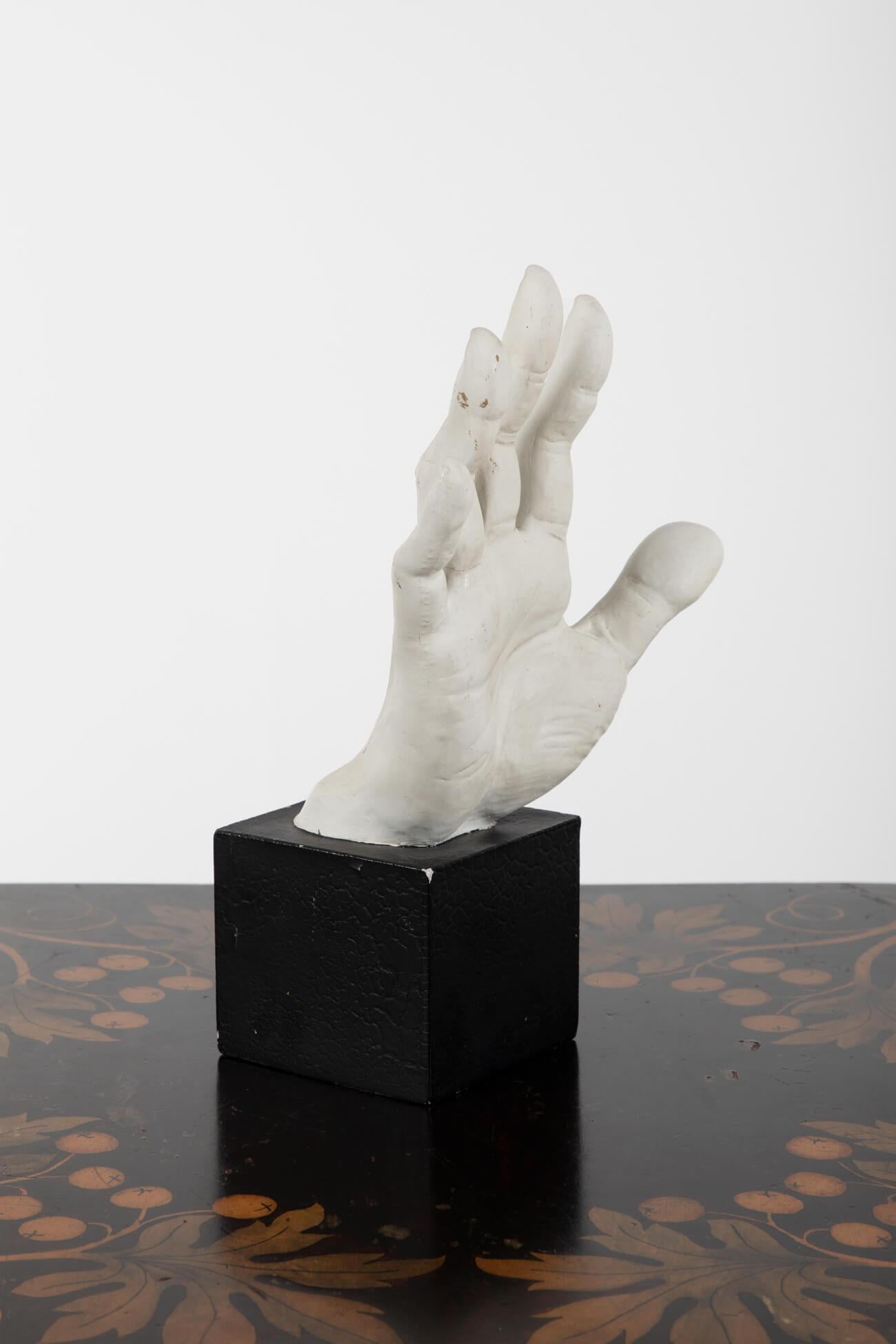 British Hand Study in Plaster on Oak Plinth Base, Early 20th Century For Sale