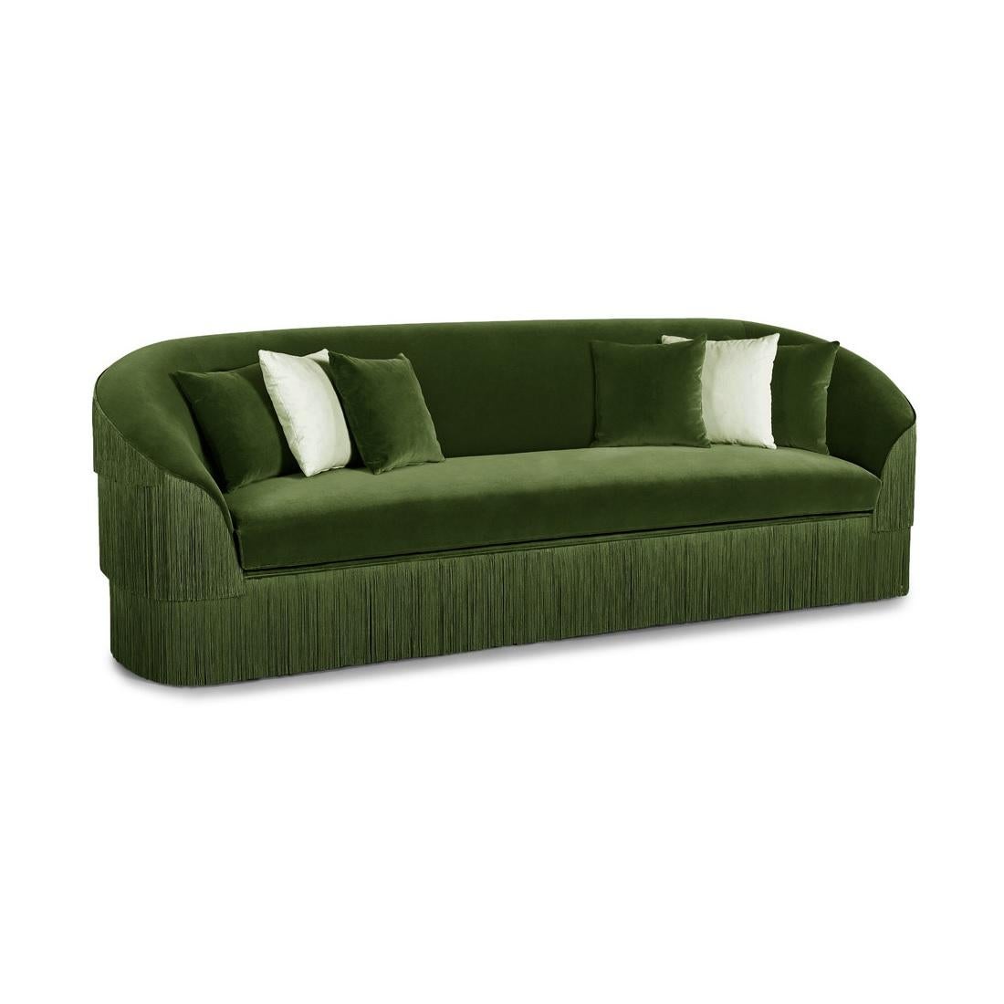 Handgefertigtes Fransen 3-Sitzer Sofa aus Samt (Moderne) im Angebot