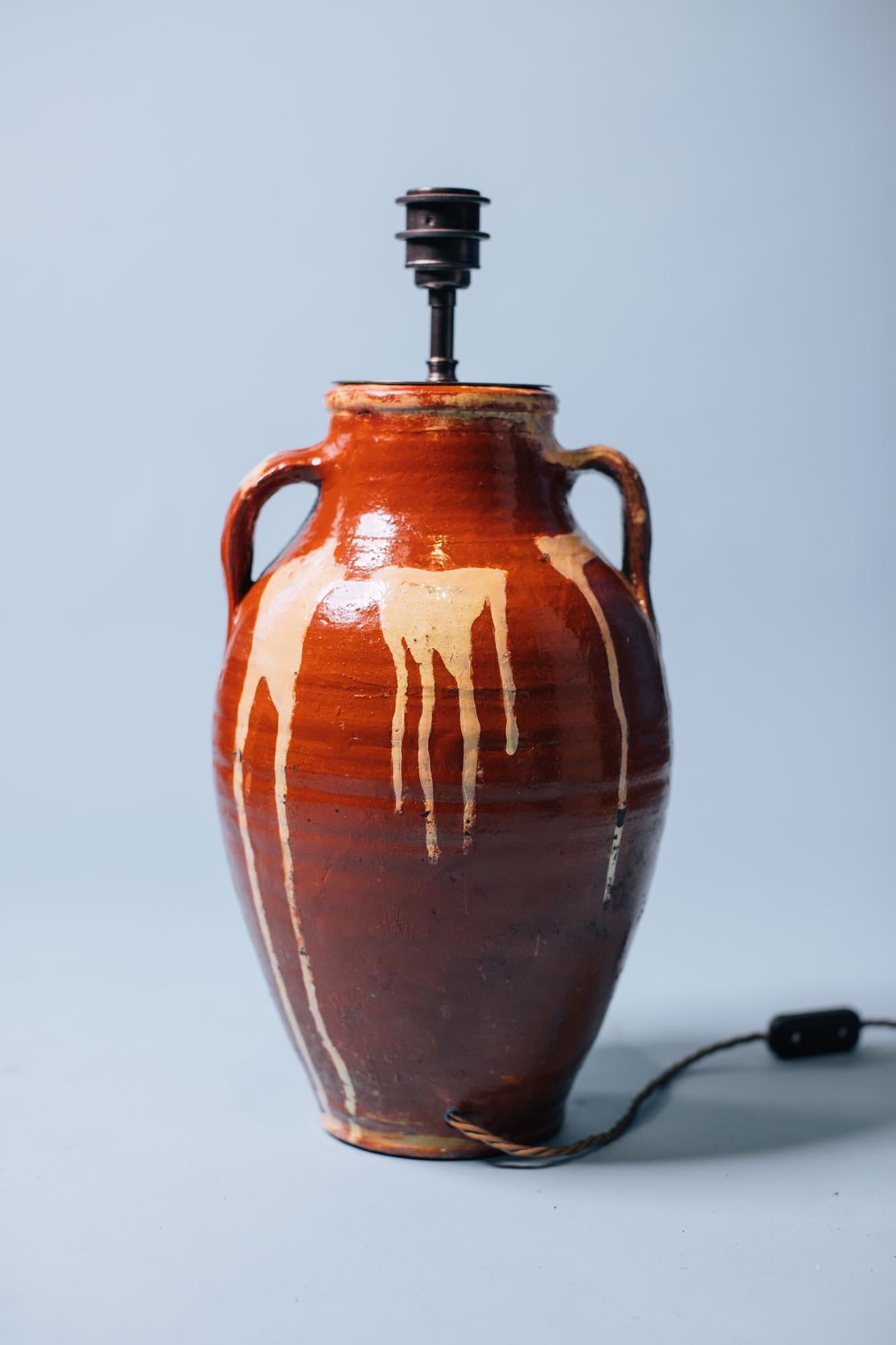 Lámpara de mesa de terracota turca antigua del siglo XX, hecha a mano Turco en venta