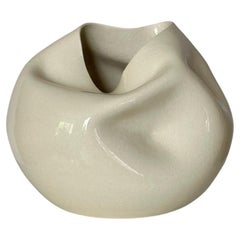 Hand thrown art piece by Jossolini