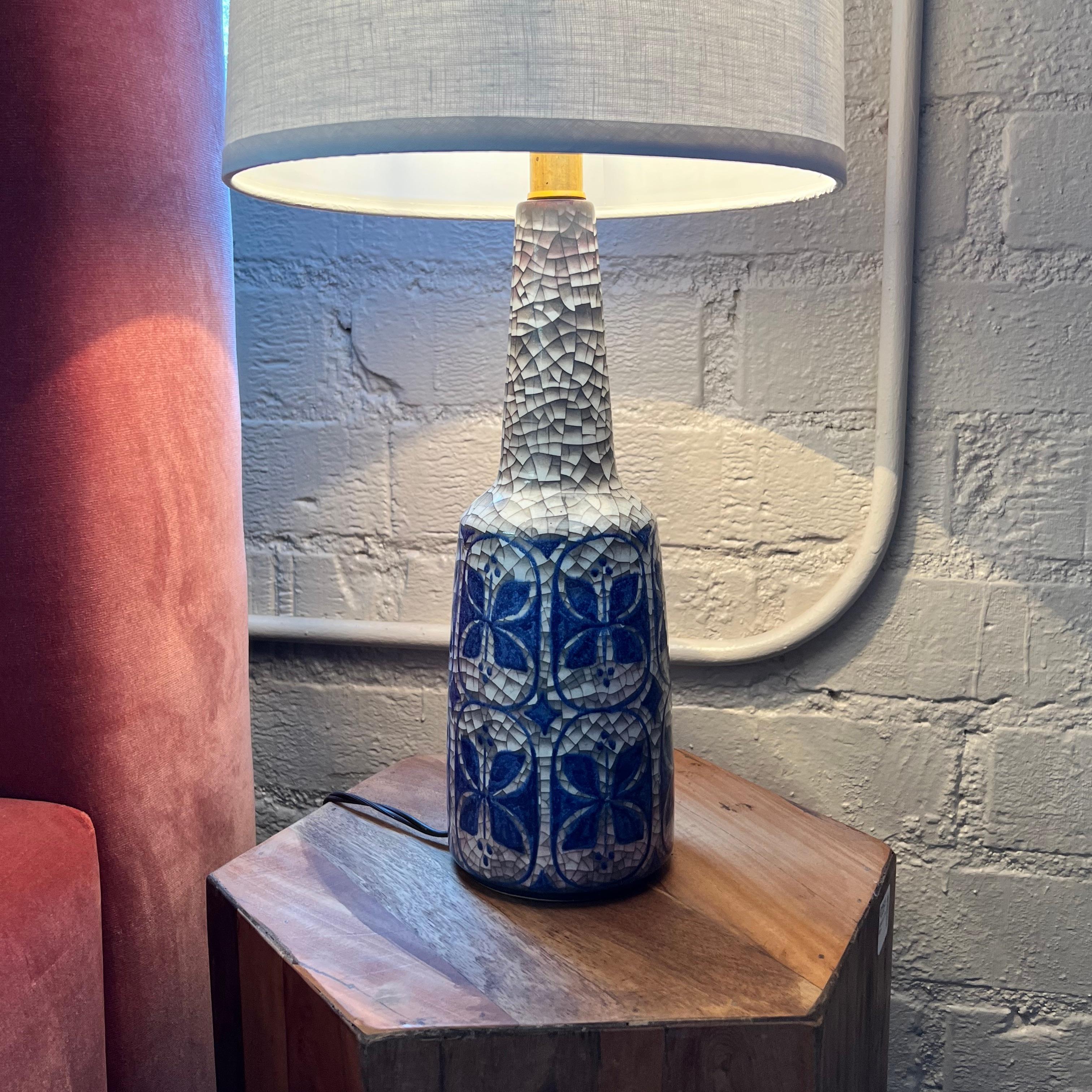 Hand Thrown Ceramic Midcentury Danish Lamp in Blue and White, Maker's Mark Ma&S For Sale 1
