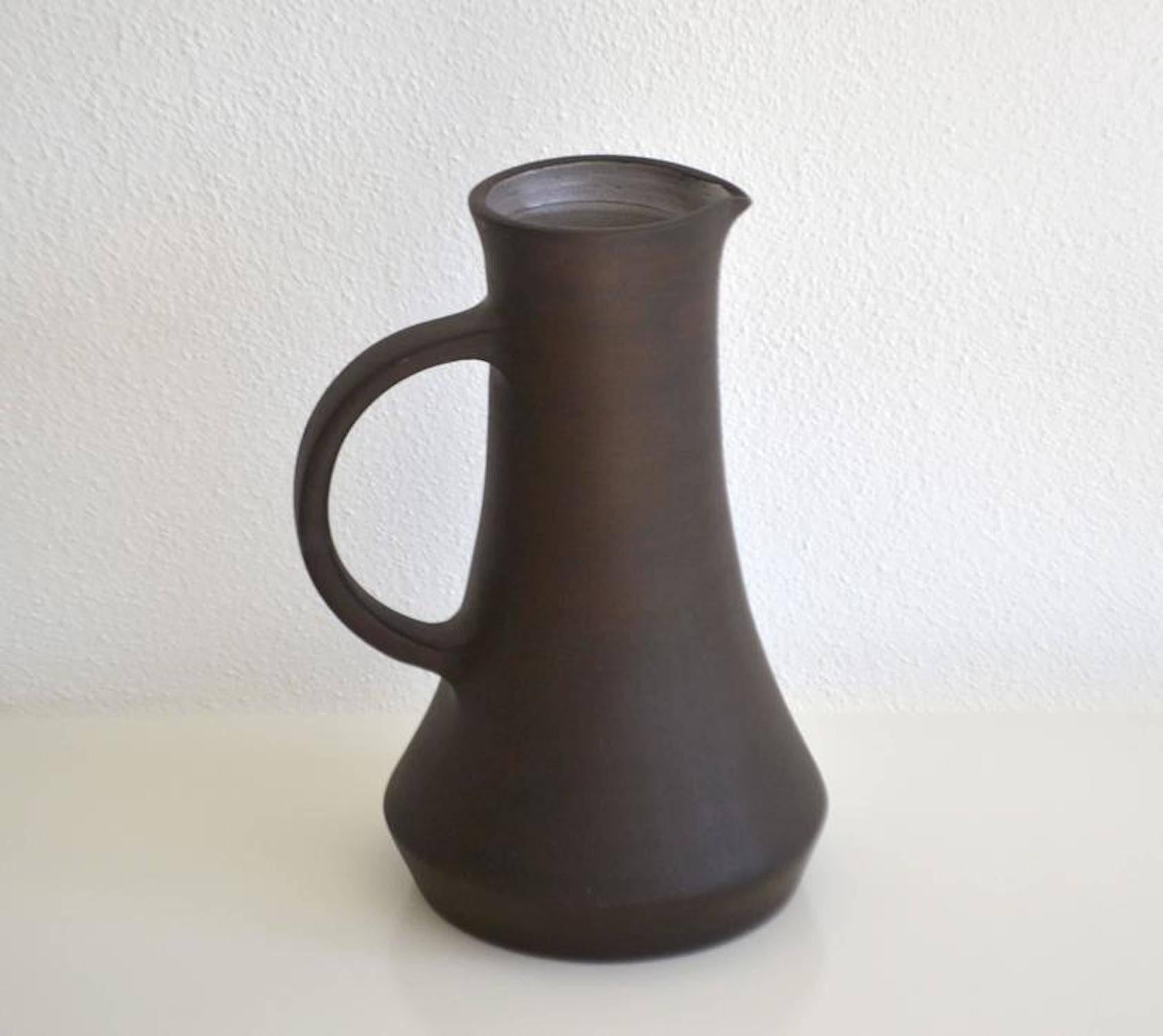 Hand Thrown Ceramic Pitcher In Good Condition For Sale In West Palm Beach, FL