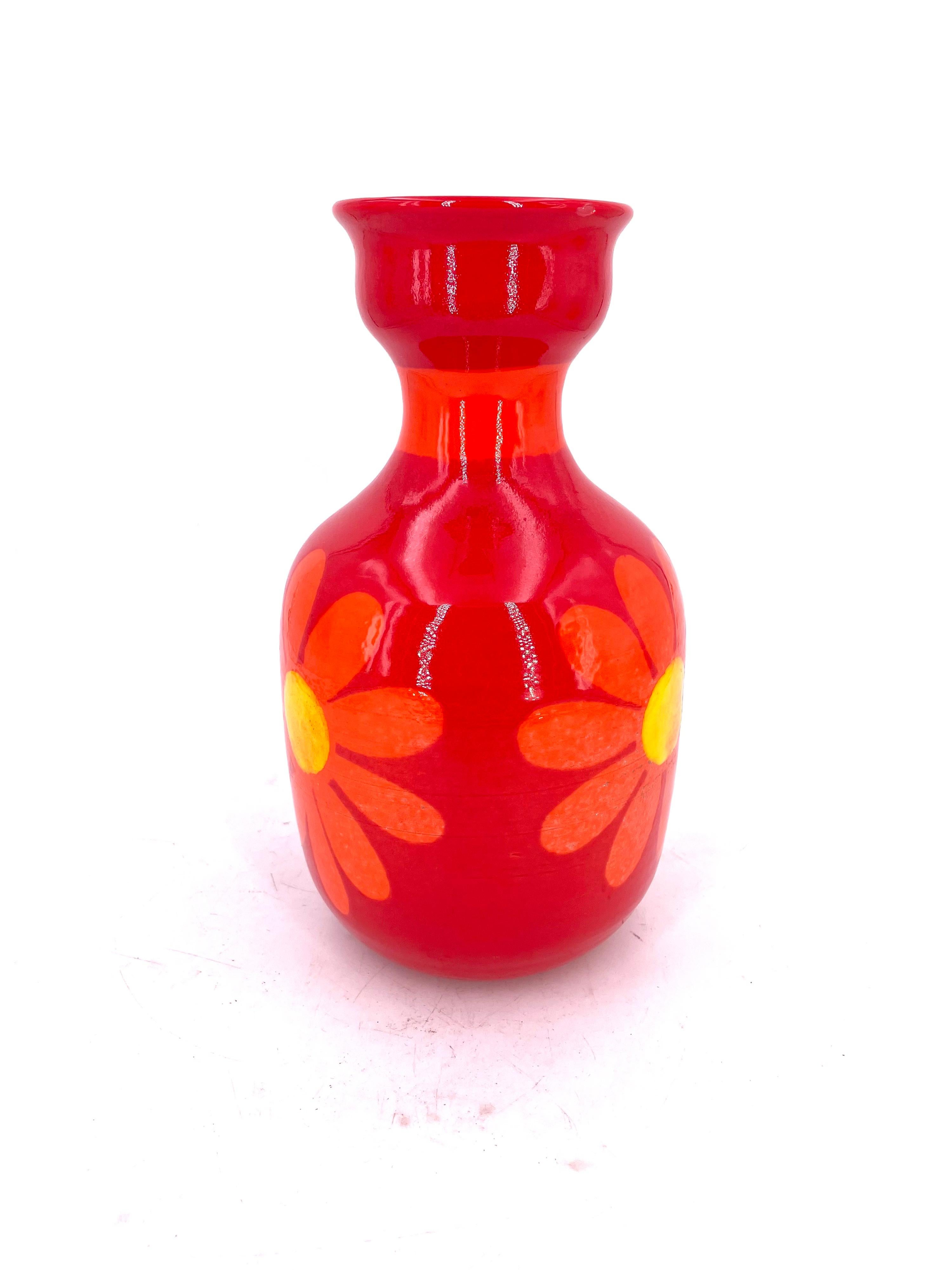 Mid-Century Modern Hand Thrown Italian Ceramic Vase by Berkeley House For Sale
