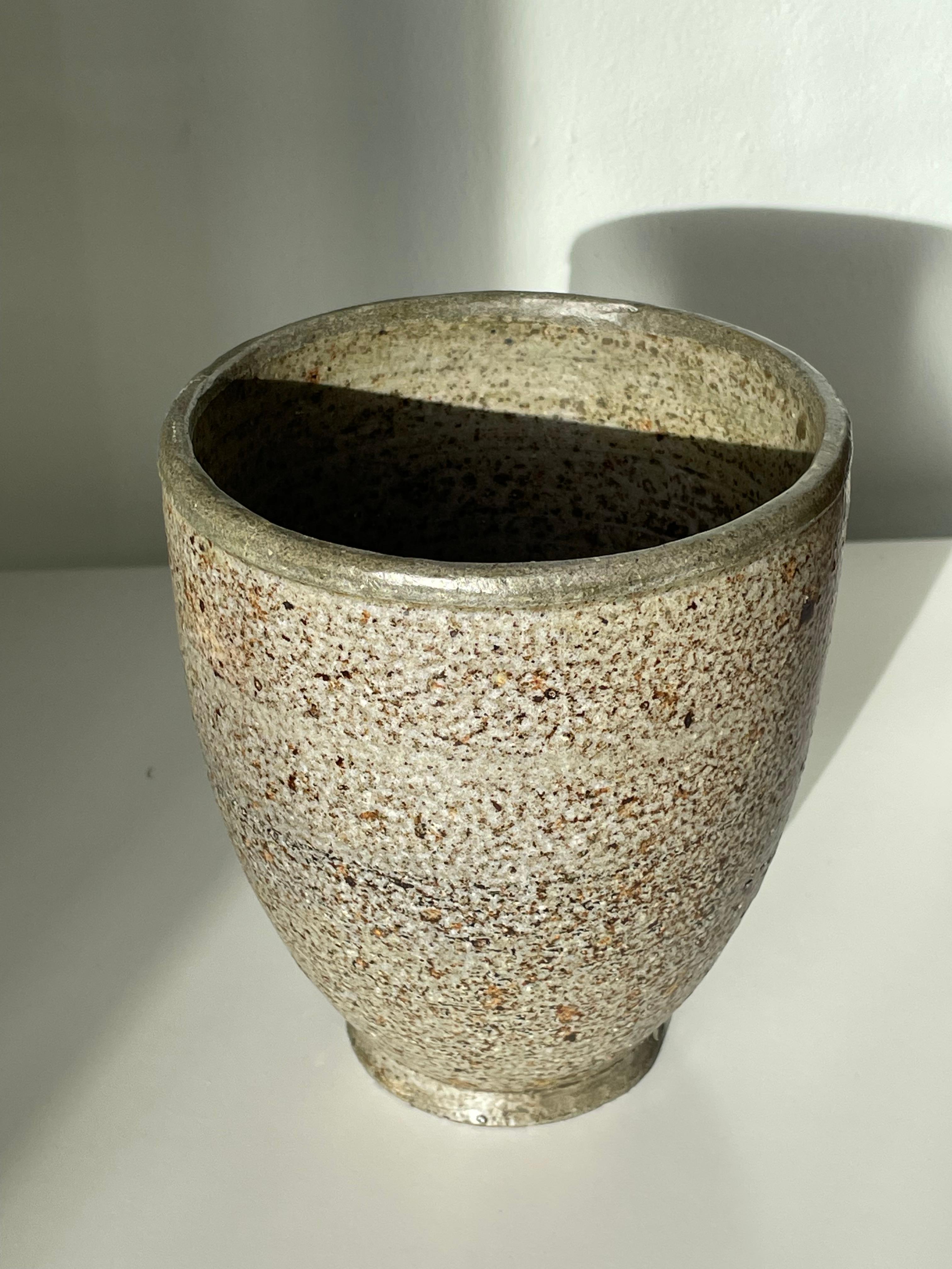 1950s Kähler Danish Modern Hand-Thrown Ceramic Vase, 1950s For Sale 2
