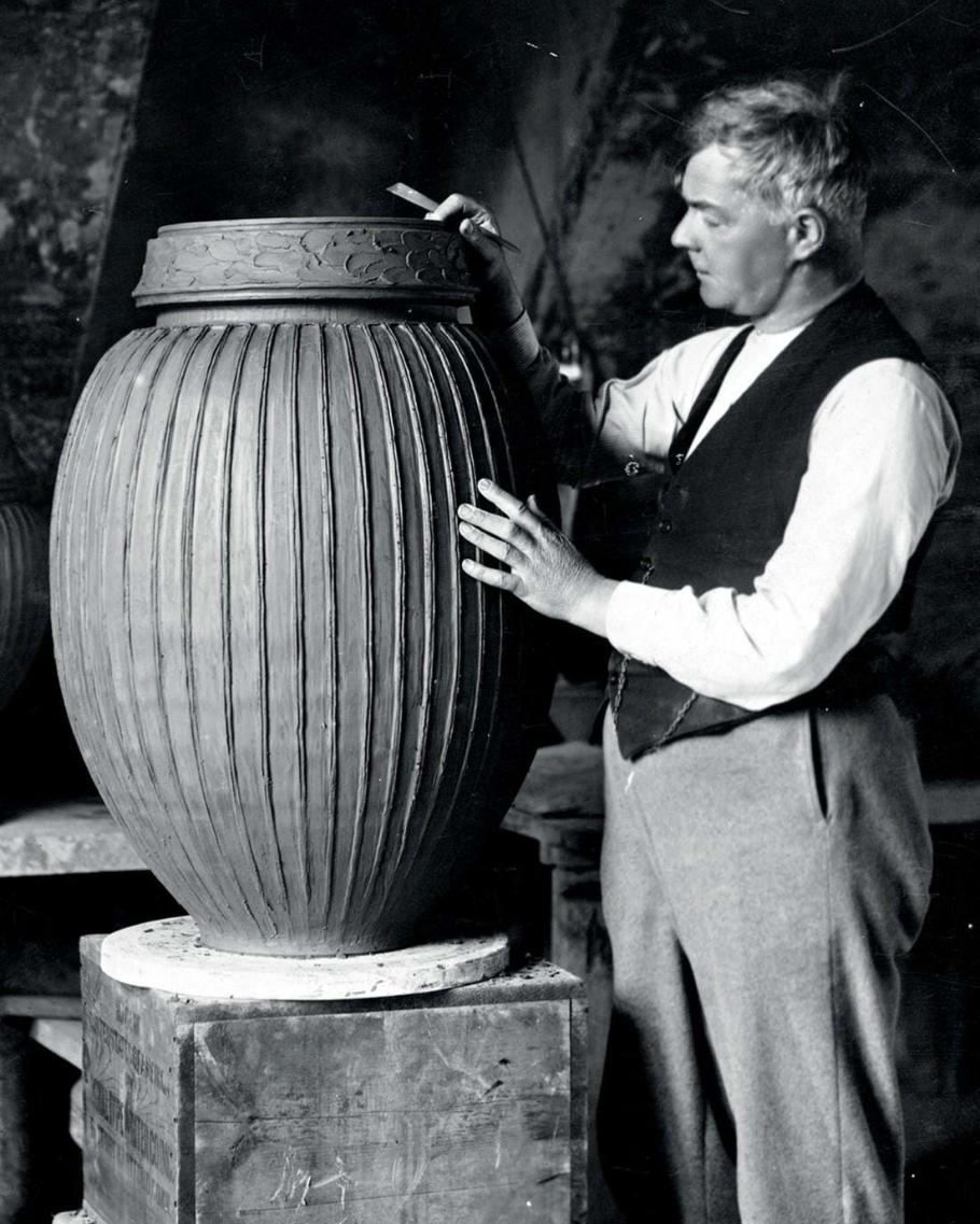 20th Century Hand-Thrown Large Jar by Svend Hammershøi. 1938