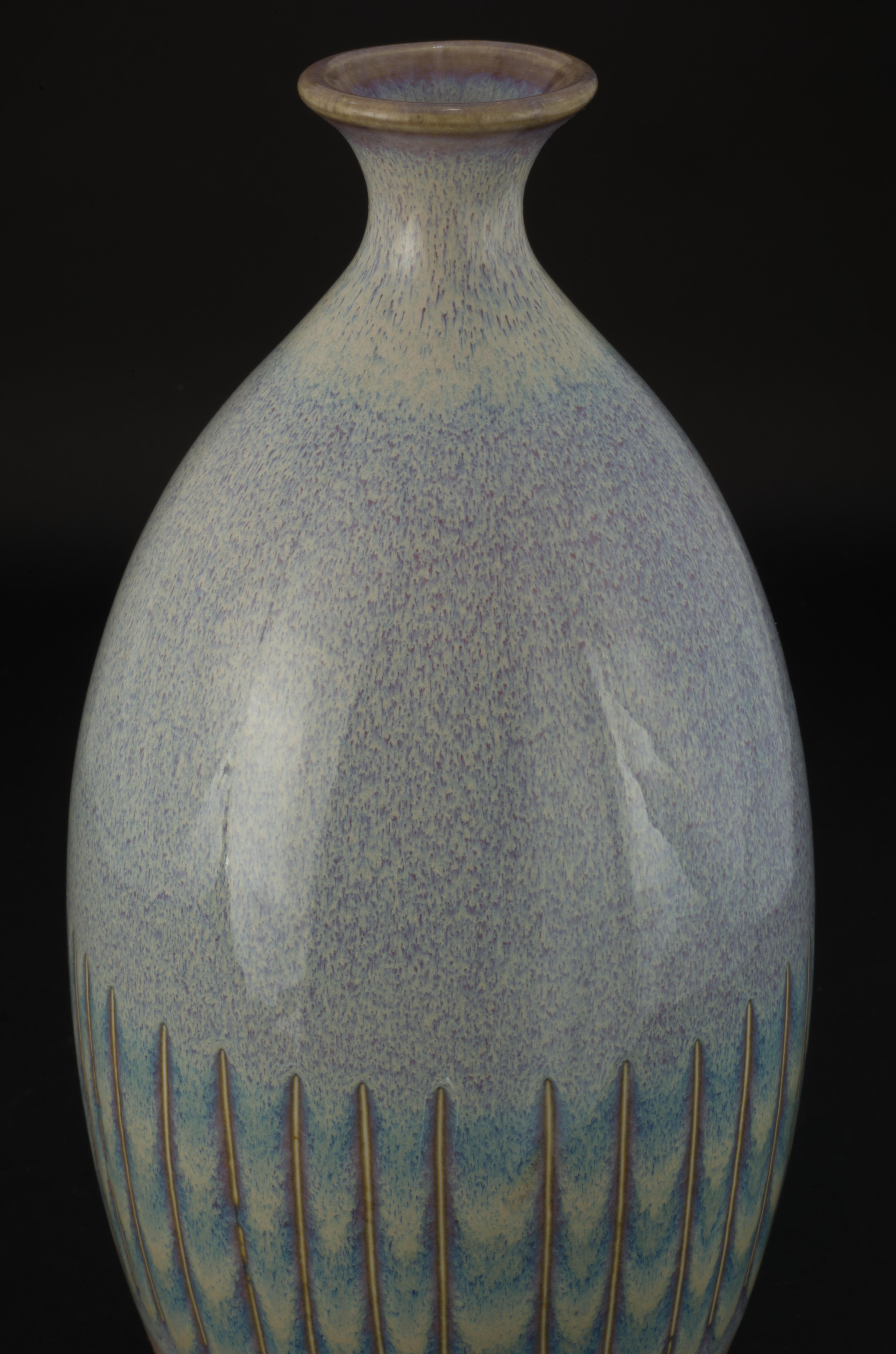 Céramique Vase en poterie Studio Pottery tourné à la main, glaçure orange et olive en vente