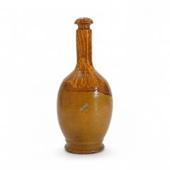 Botella de terracota moldeada a mano, vidriado envejecido, sur de Italia, 1880