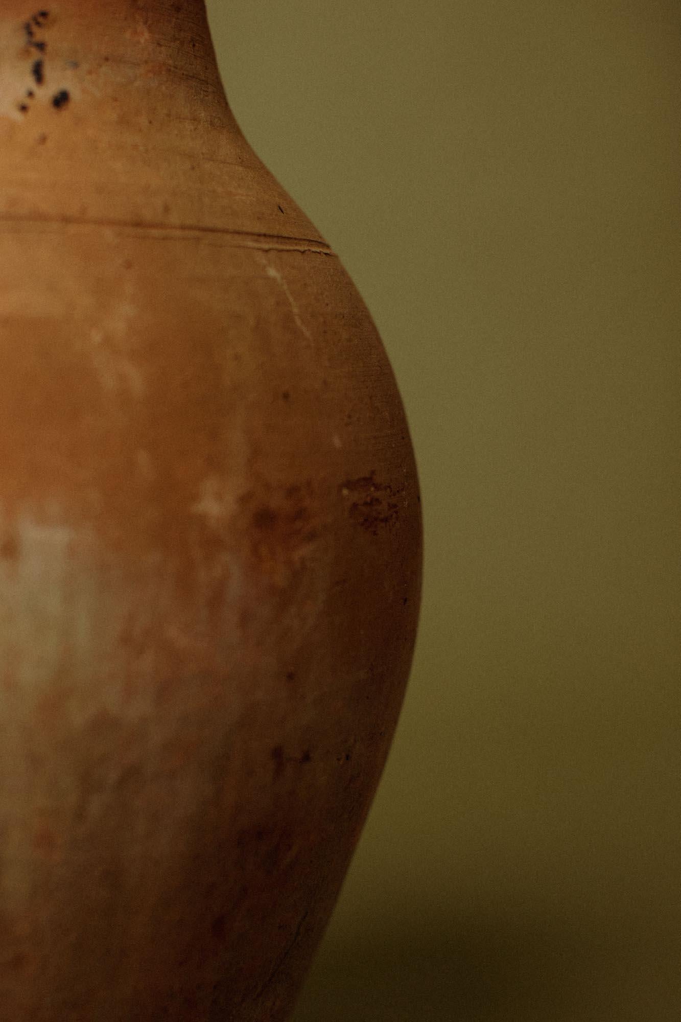 Lámpara de Mesa de Cerámica Turca Tallada a Mano Siglo XX Antiguo Primitivo en venta