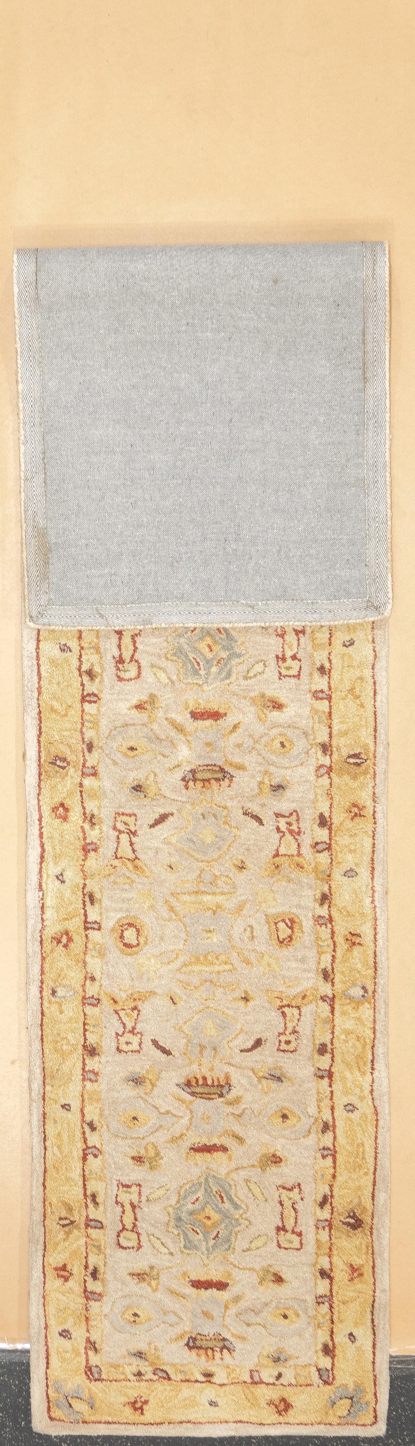 Tapis long en laine tuftée à la main 2'3'' x 9'11''. 