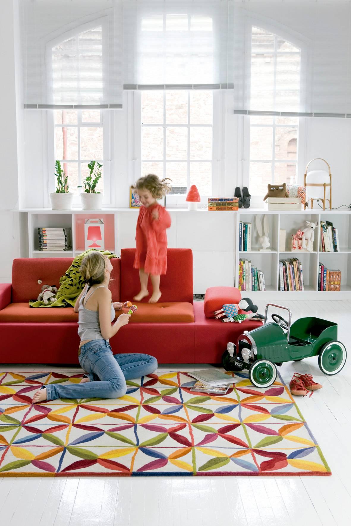 Handgetufteter runder Kala-Teppich in Orange und Rot von Nani Marquina & Care & Fair (Moderne) im Angebot