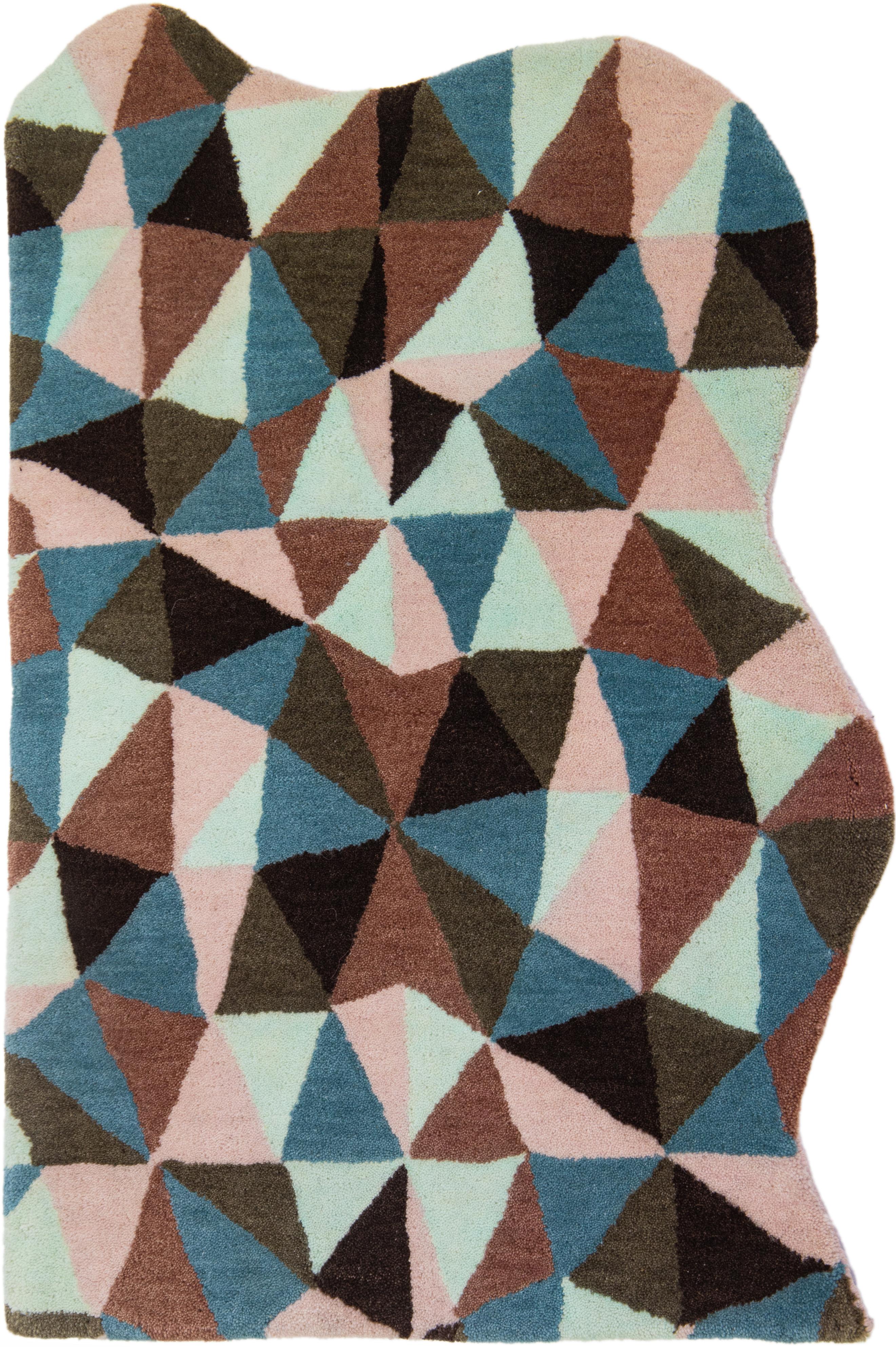 Handgetufteter moderner, maßgefertigter Wollteppich mit Mosaico-Muster von Apadana im Angebot 3