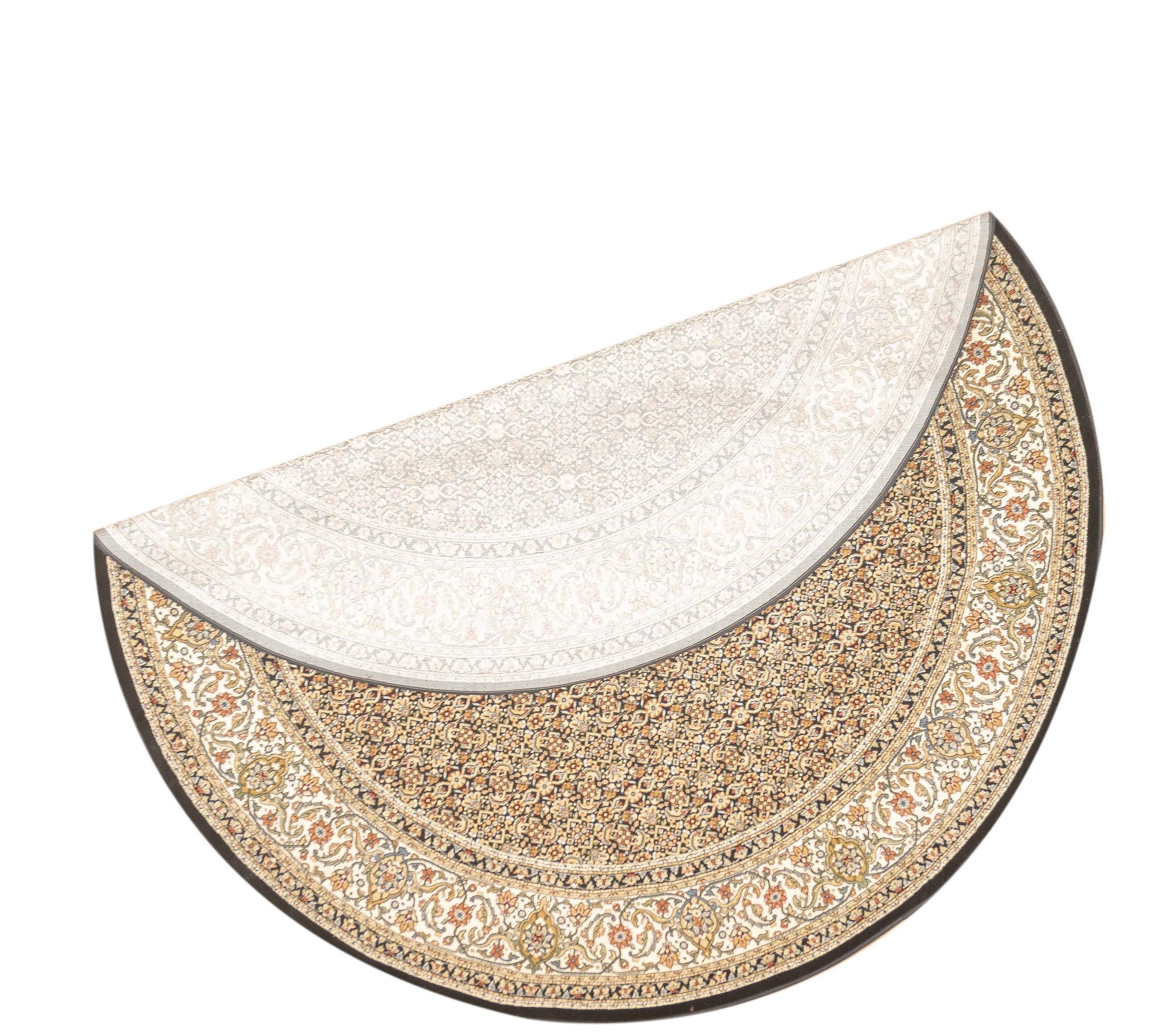 Hand Tufted Rug 7'10'' x 7'10''.
