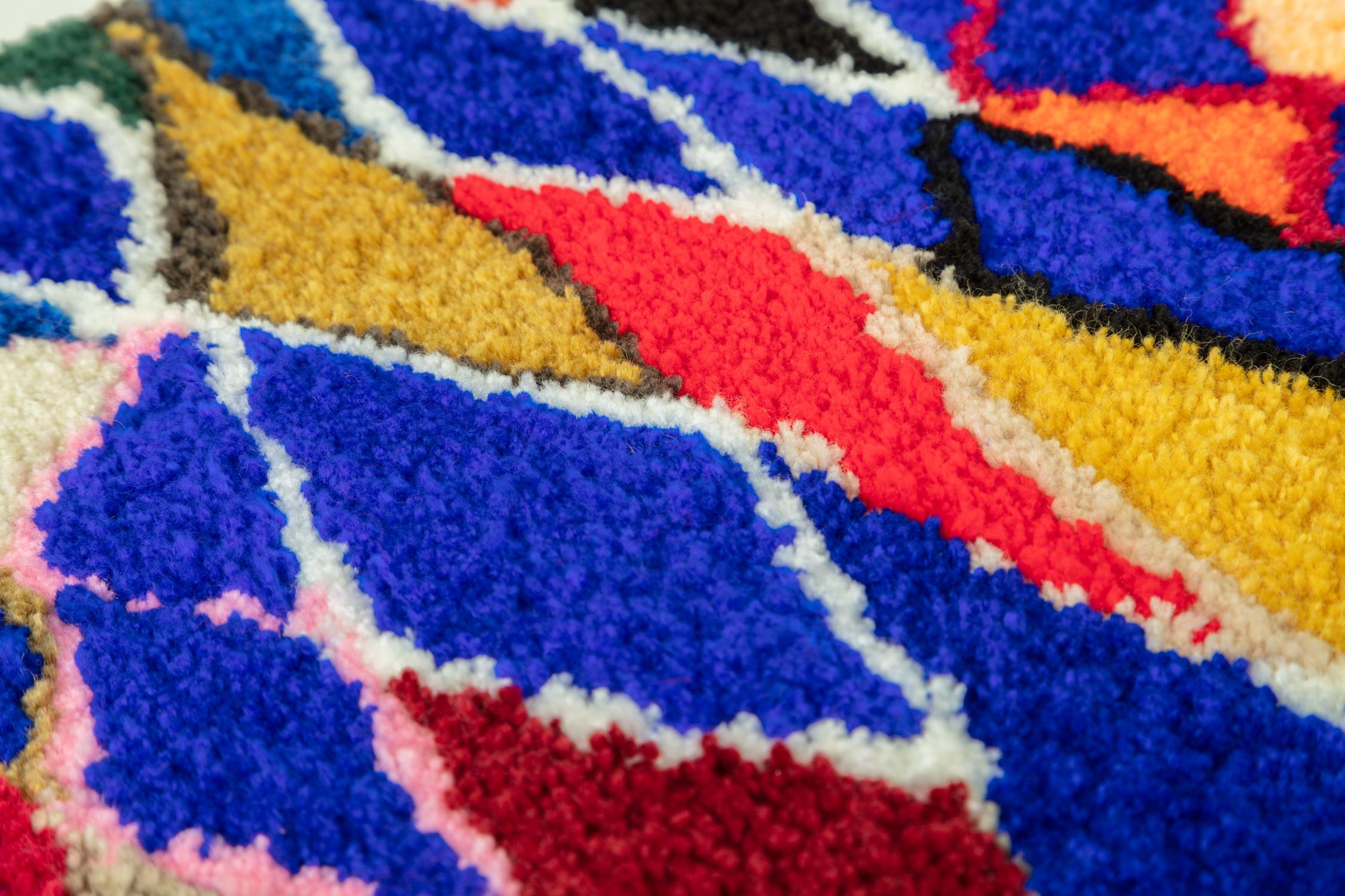 Handgetufteter Shag-Teppich von Madeline Tavernier

2022

Materialien: Acryl- und Wollgarne

Abmessungen: 19