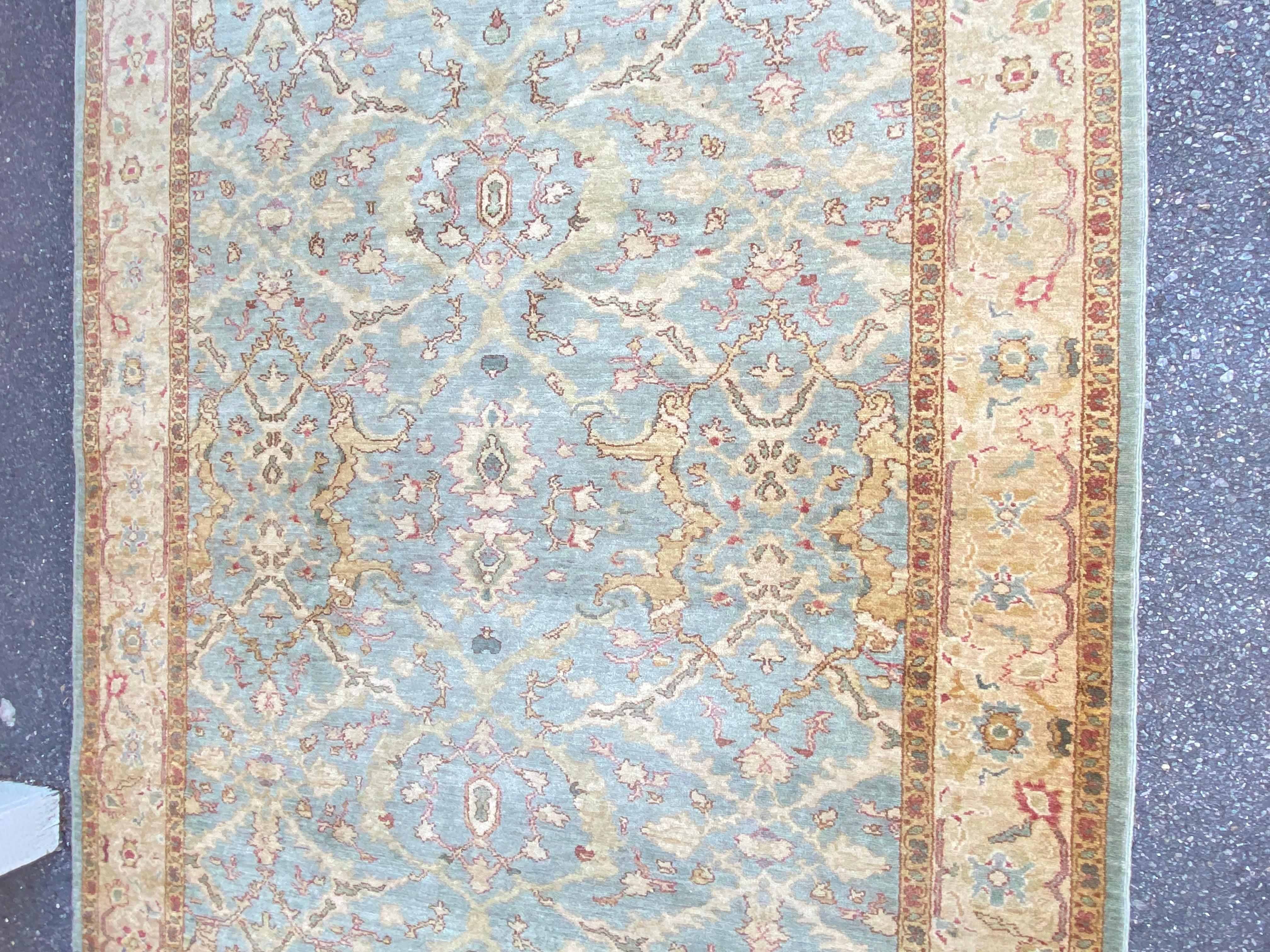 Hand Tufted Sultanabad Wool Area Rug  In Good Condition For Sale In Hopewell, NJ
