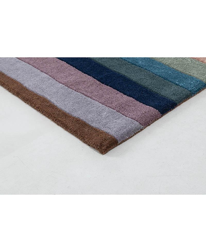 Indian  Hand-Tufted Wool and Viscose Rug with Irregular Stripes - 5'x8' For Sale
