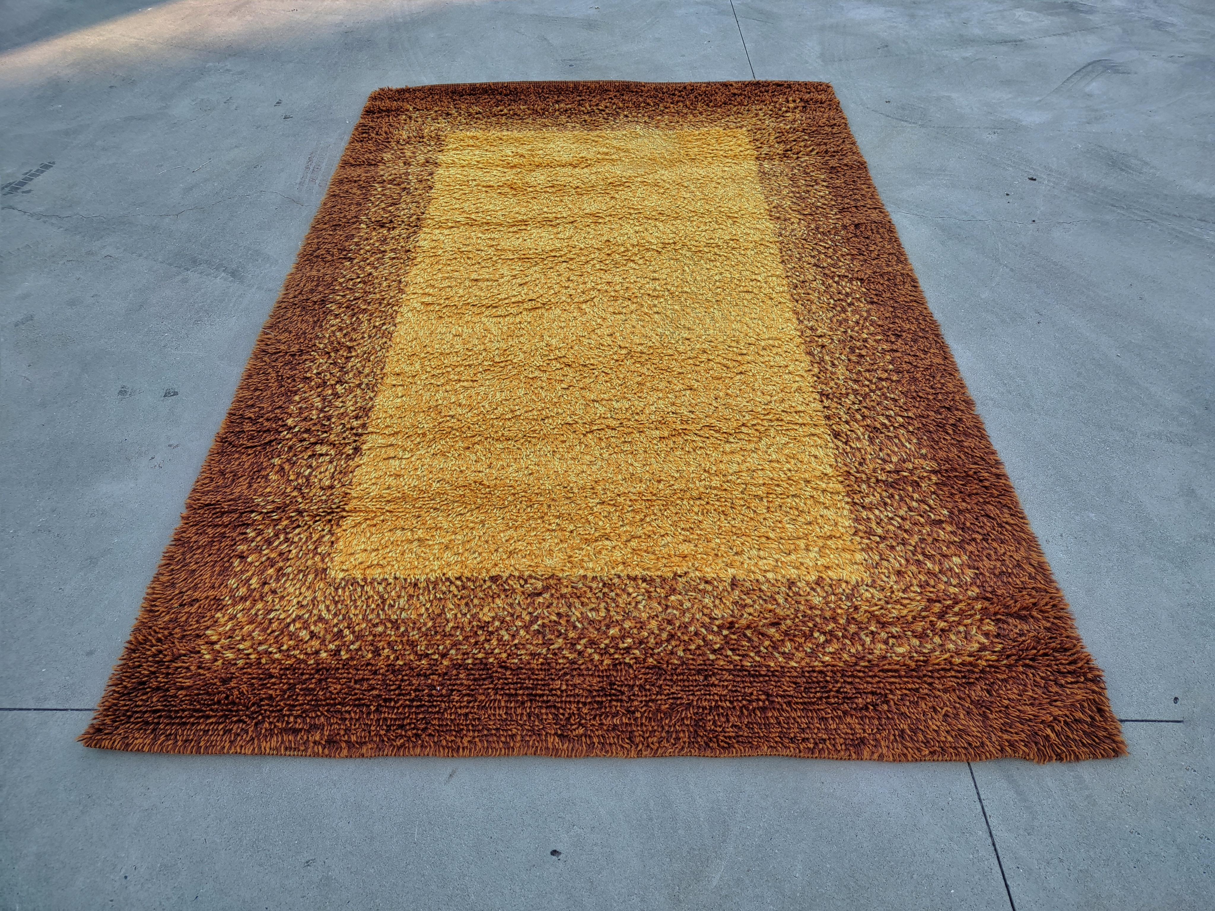 Hand Tufted Woolen Mid Century Modern Rug by Teppich Siegel, West Germany 1970s In Good Condition For Sale In Beograd, RS