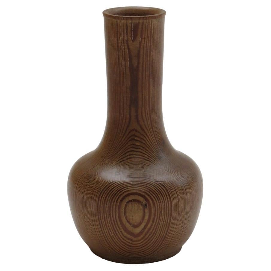 Sculpture de vase vintage en pin tourné à la main