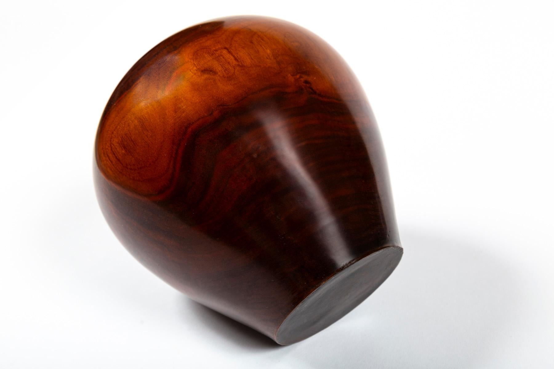 Vaso in noce tornito a mano, XX secolo, americano in vendita 1
