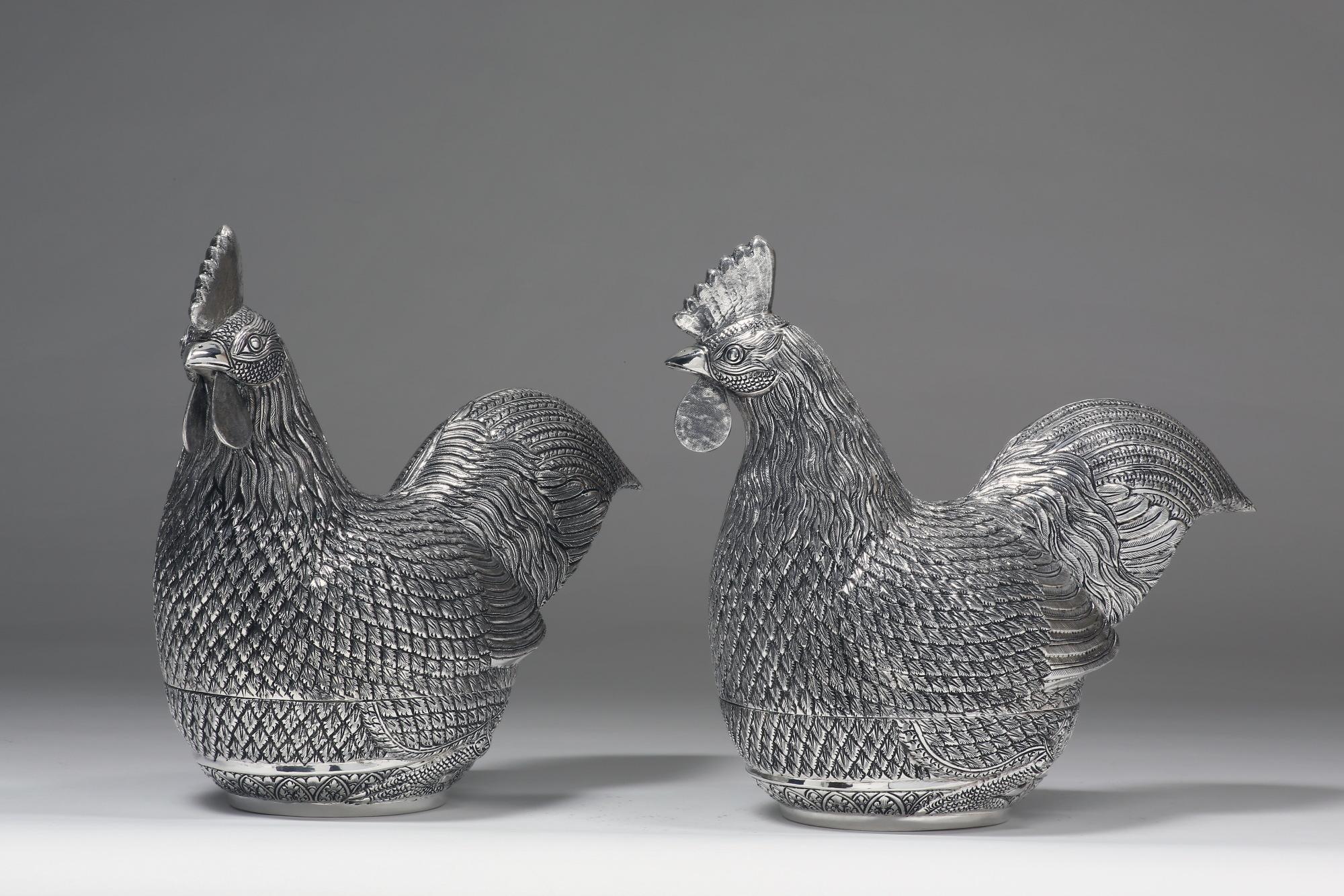 Hong Kong Hand-Worked Contemporary Solid Silver Rooster Box