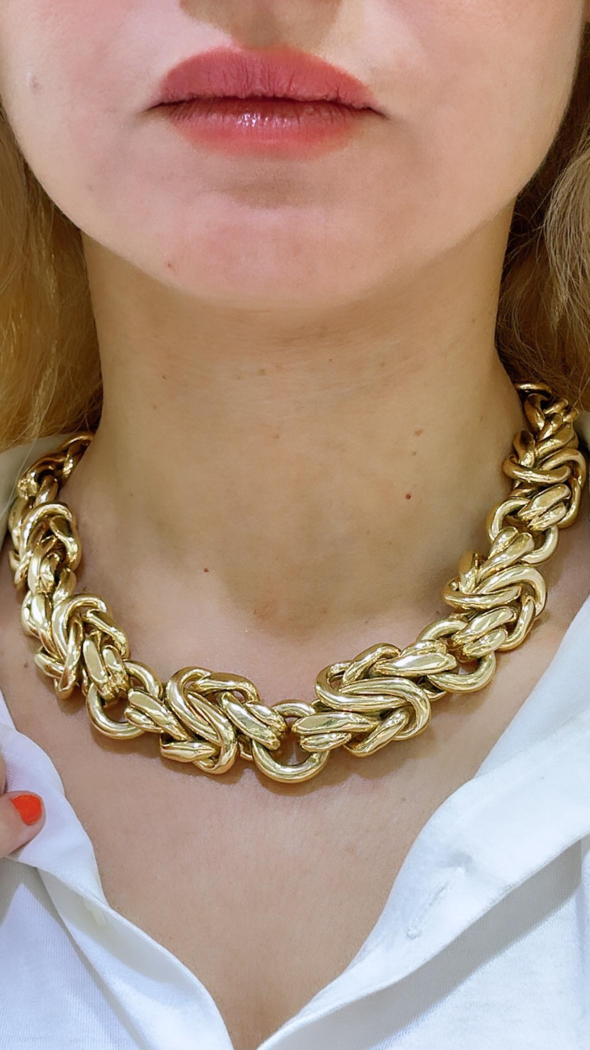 Modern Hand Woven 227GR 18K Yellow Gold Statement Necklace For Sale