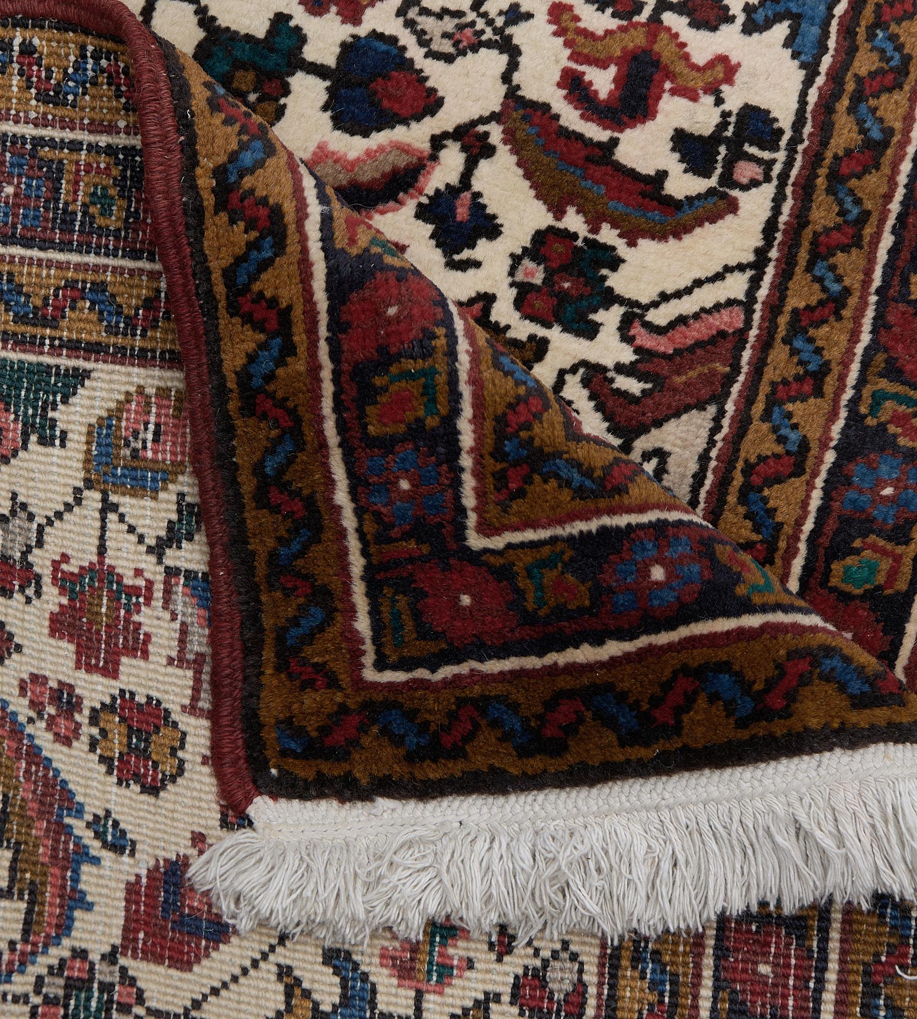 Hand-Woven Antique Floral Wool Persian Heriz Runner For Sale 3