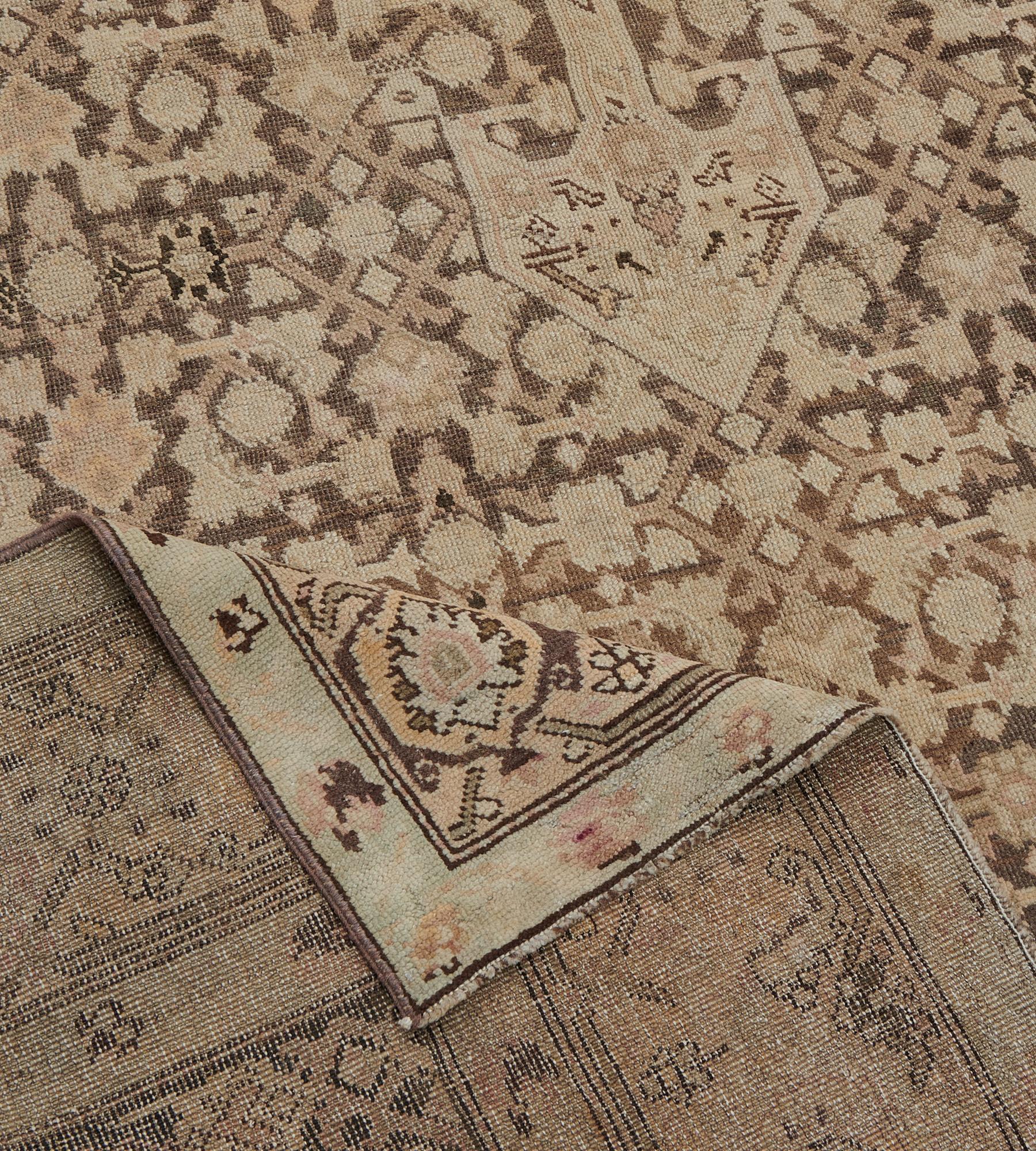 Handgewebter antiker kaukasischer Karabagh-Teppich aus Wolle im Angebot 4