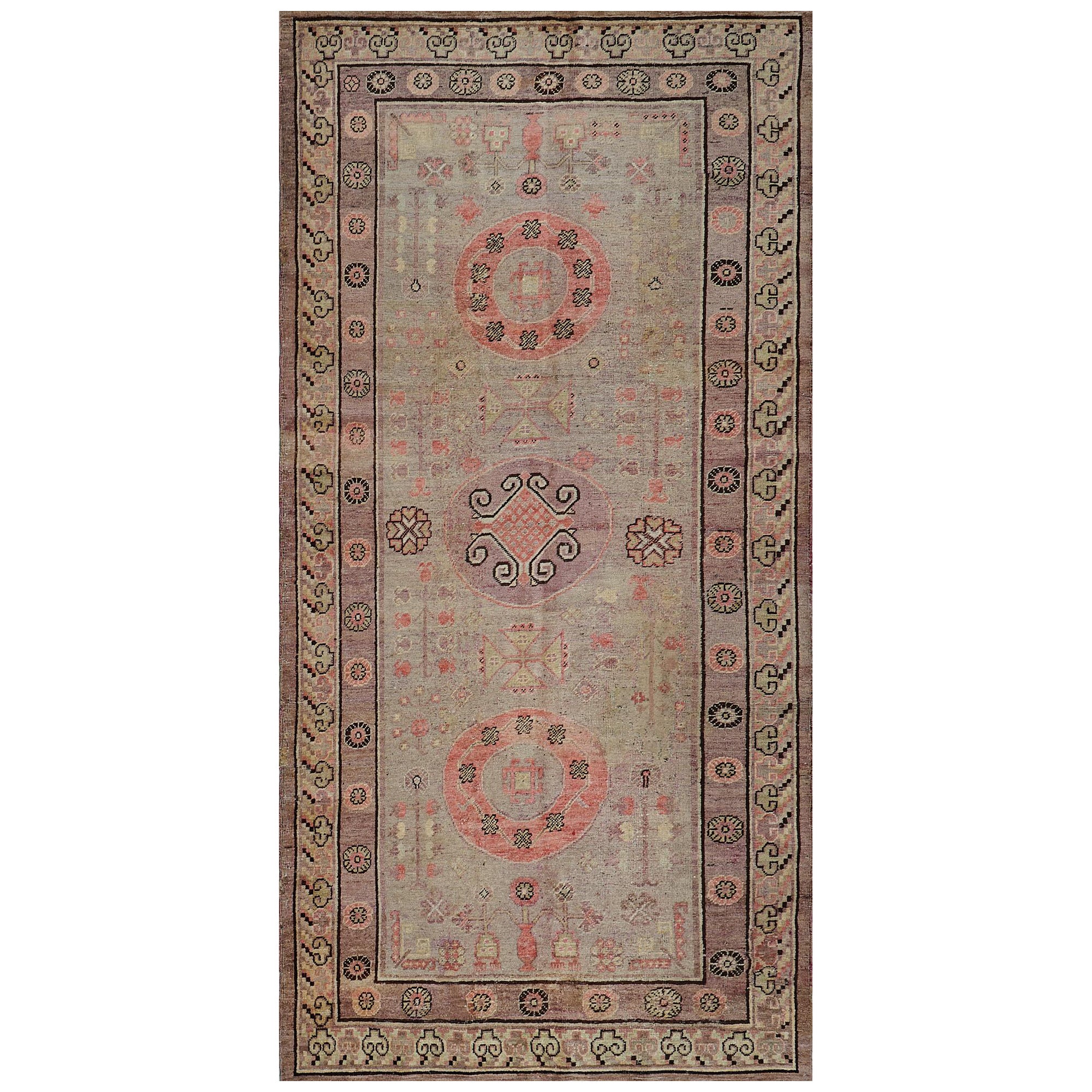 Tapis Khotan en laine antique tissé à la main