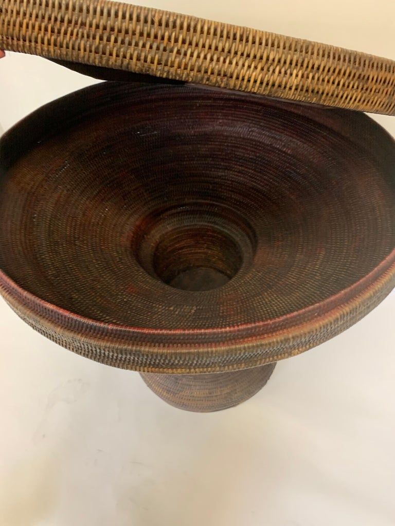 Hand Woven Side Table / Basket with Hand Carved Details For Sale at 1stDibs