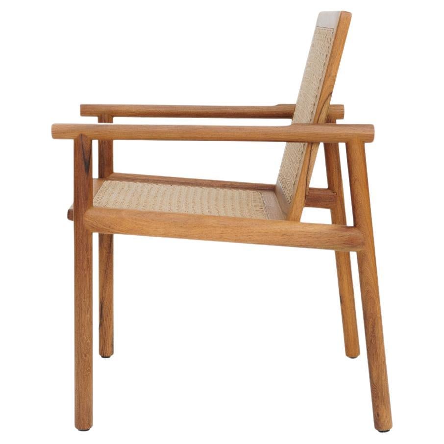 Chaise contemporaine tressée à la main en Jabim Tropical Wood, 1 en stock en vente