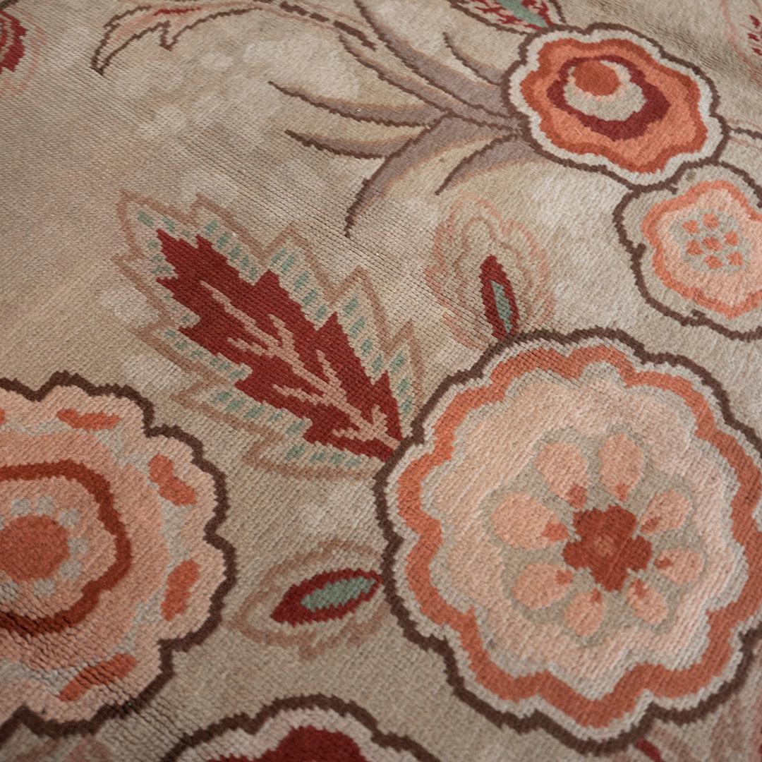 Hand-Woven Handwoven European Floral Rug For Sale