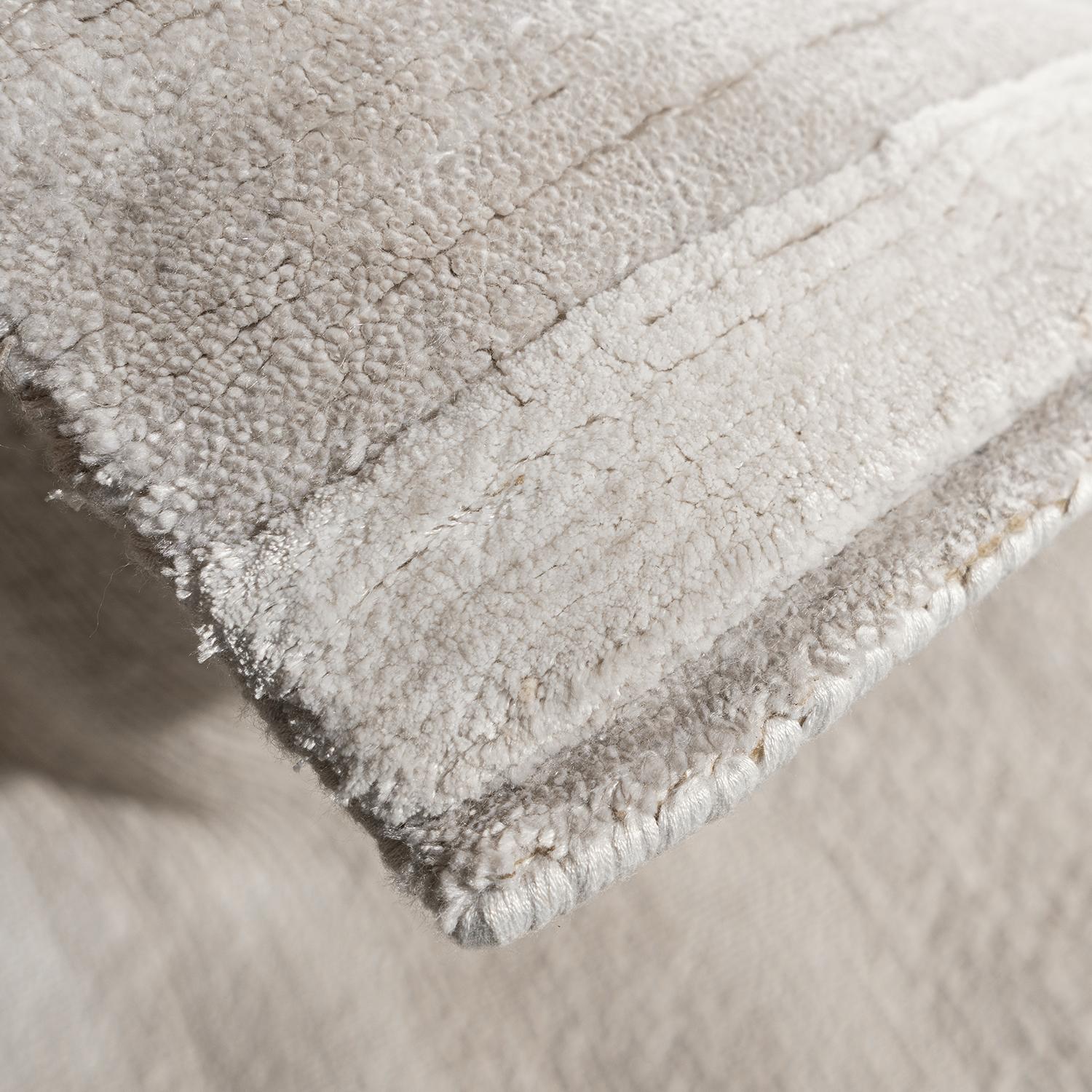 XXIe siècle et contemporain Tapis en viscose abstrait gris tissé à la main, 8' X 10' en vente