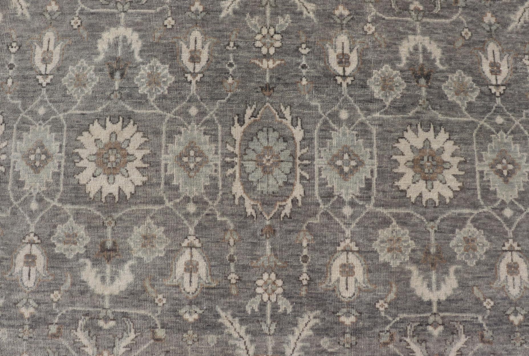 Tappeto indiano Oushak tessuto a mano nei toni del kaki, del grigio e del taupe 8'1 x 12'2 in vendita 5