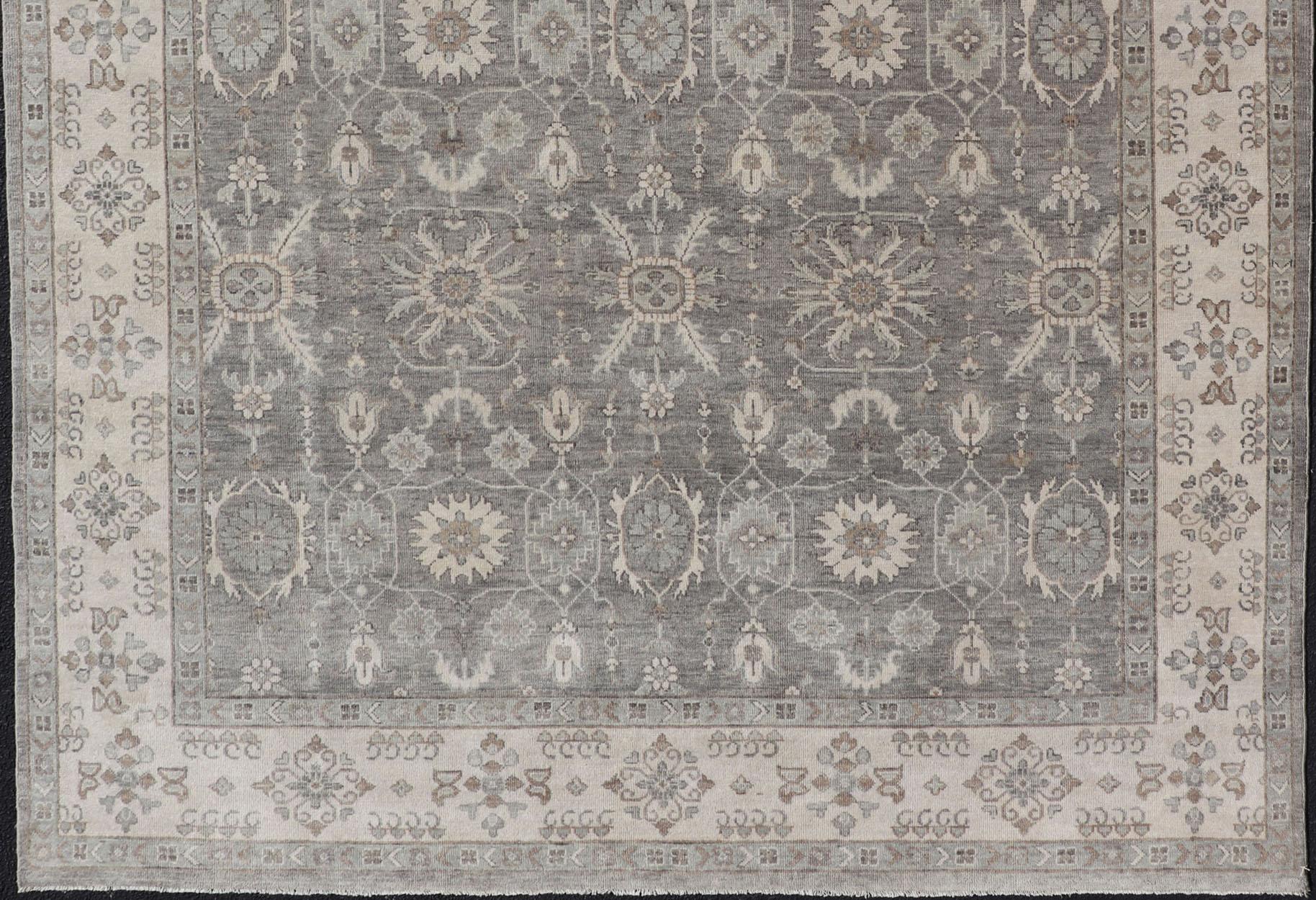 Lana Tappeto indiano Oushak tessuto a mano nei toni del kaki, del grigio e del taupe 8'1 x 12'2 in vendita