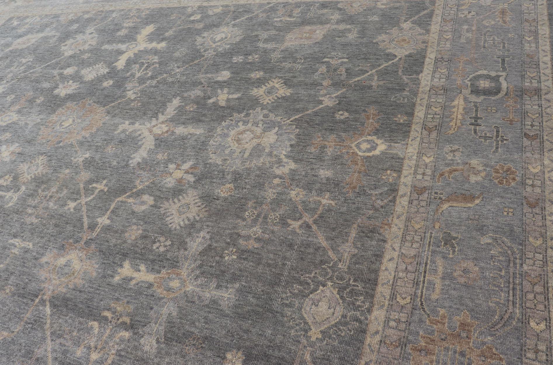Laine Tapis indien en laine Oushak tissé à la main avec des bleus et des gris délavés 11'10 x 15'2 en vente