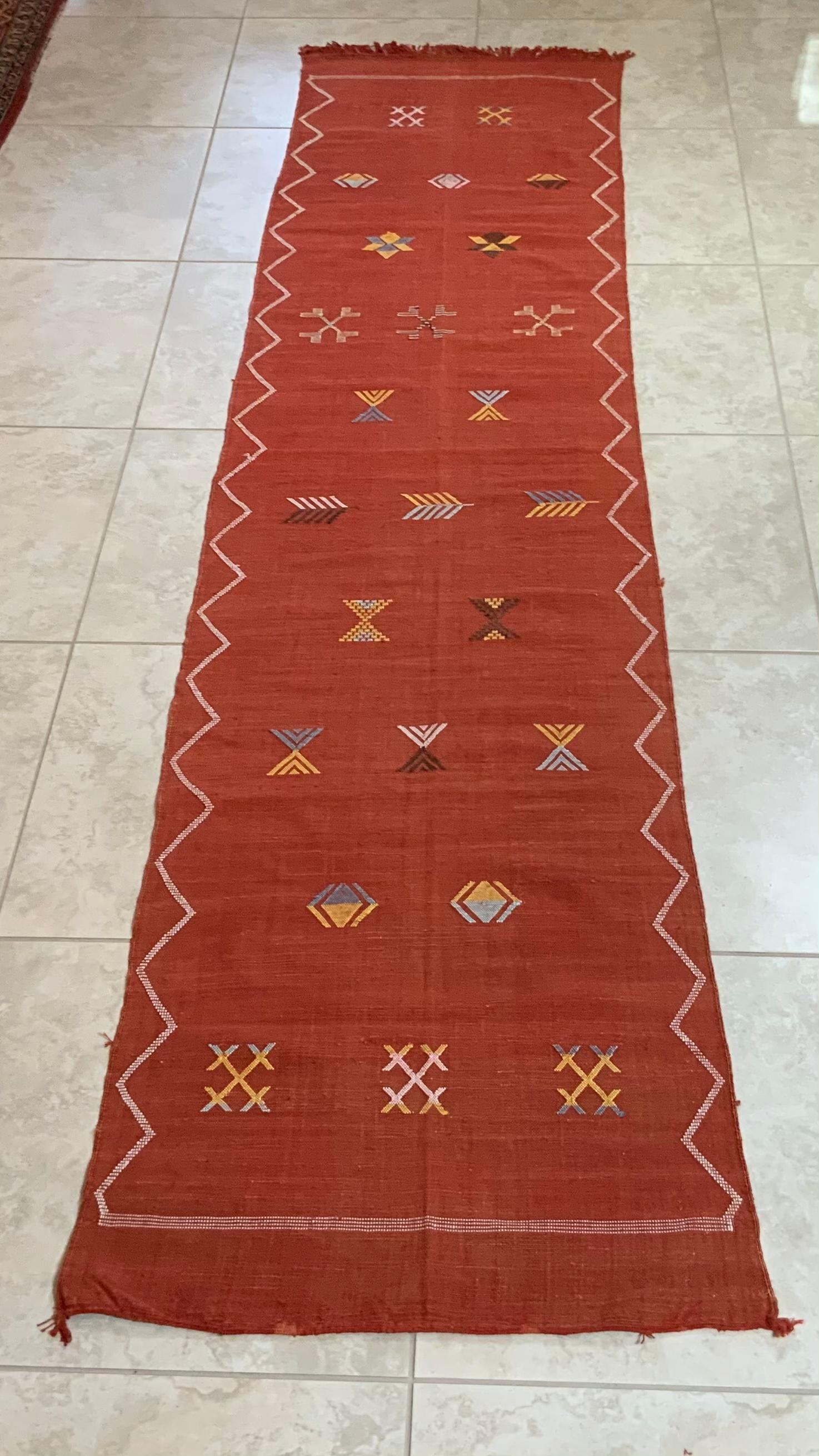 Hand Woven Moroccan Cactus Style Silk Flat-Weave Kilim Runner For Sale 4