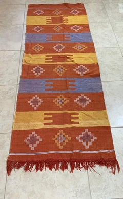 Tapis de couloir Kilim marocain en soie Cactus tissé à la main
