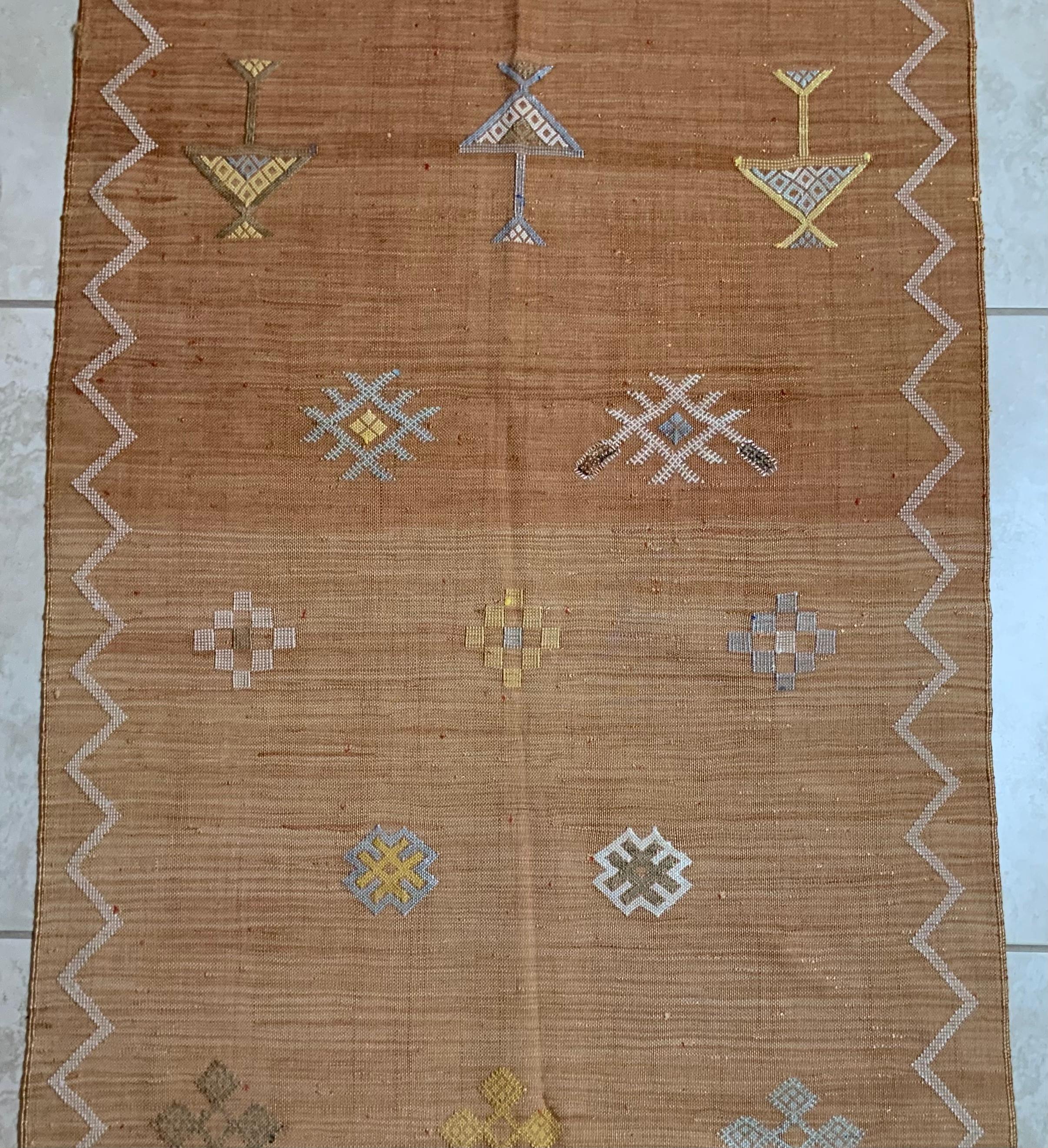 Hand Woven Moroccan Cactus Silk Style Flat-Weave Kilim Runner 2
