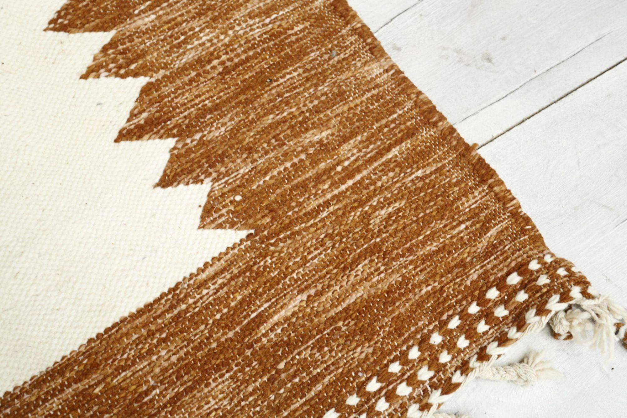 Hand woven Moroccan rug- Rusty square's 2