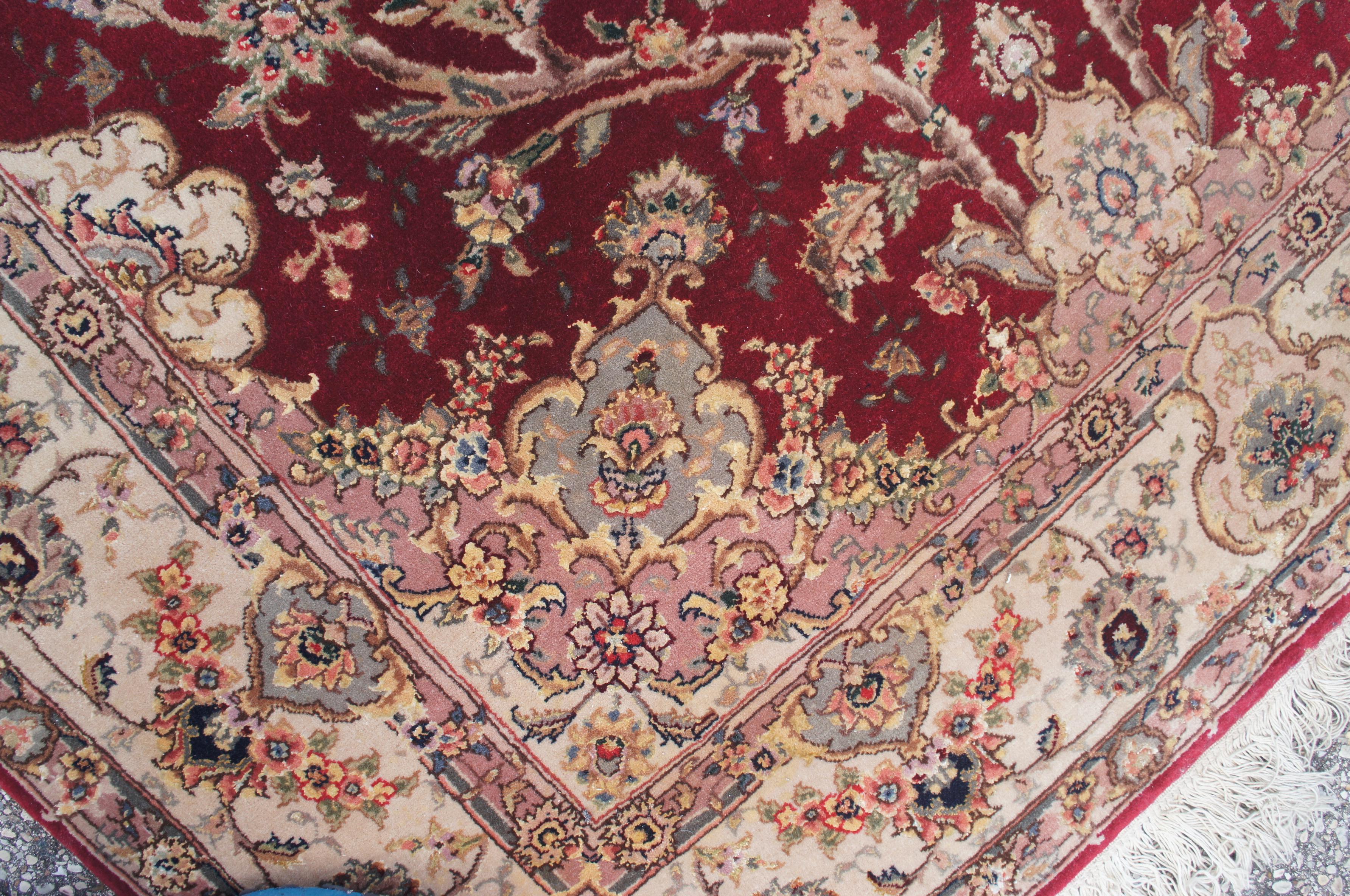 Hand Woven Sino Tabriz Geometric Medallion Red Wool Silk Area Rug Carpet 4 x 6' For Sale 2
