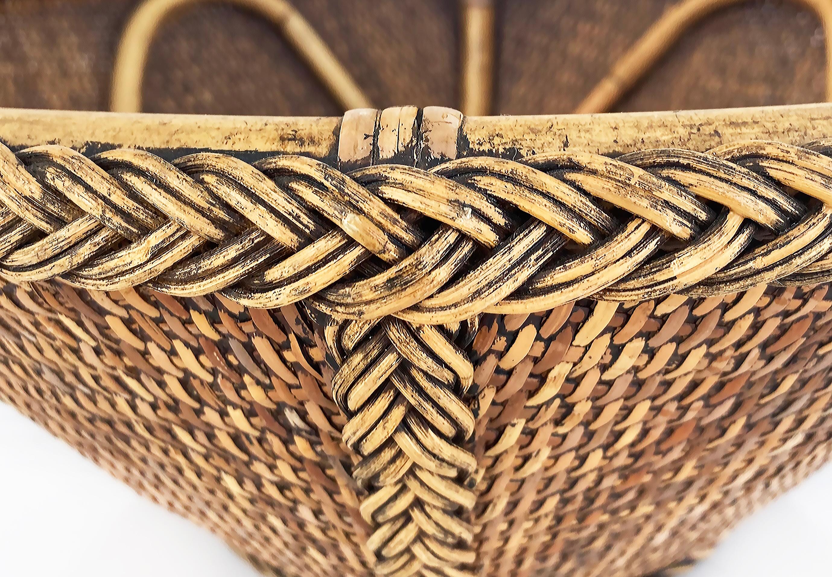 Hand-Woven Rattan and Reed Basket with Handle and Braided Border For Sale 2