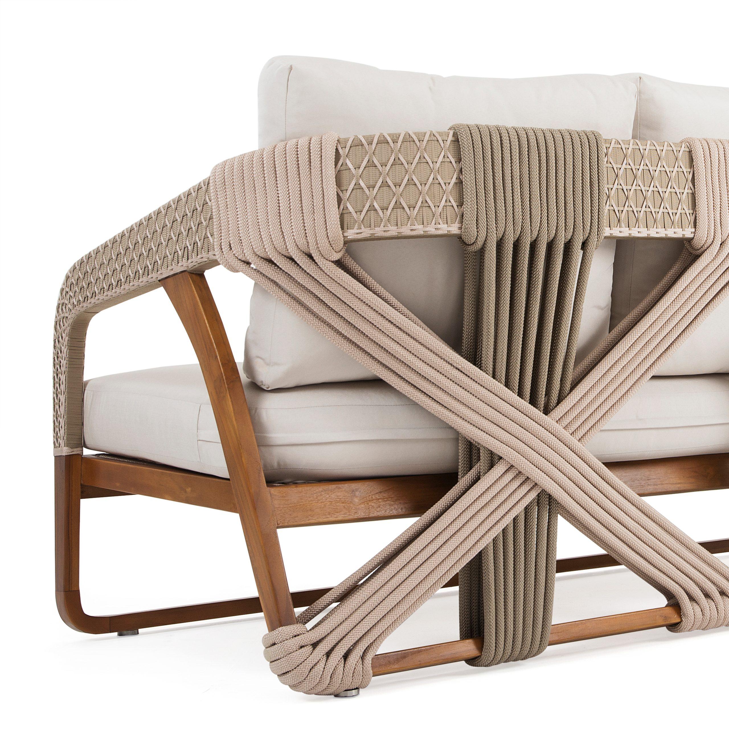 Hand-Woven Rope Outdoor Sofa in Solid Teak For Sale 1