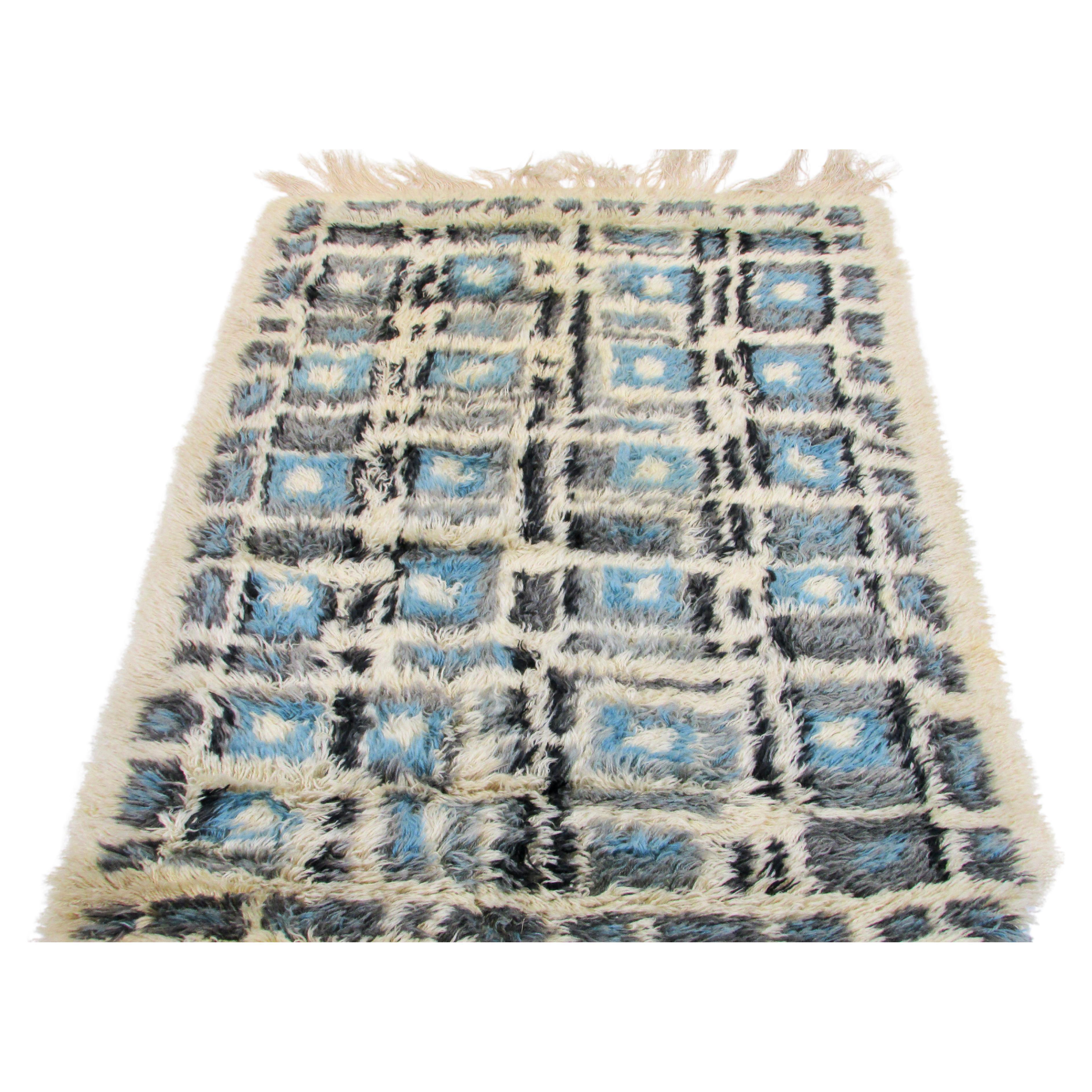 Hand woven Rya accent rug or wall hanging " Island " by Denne of Denmark For Sale
