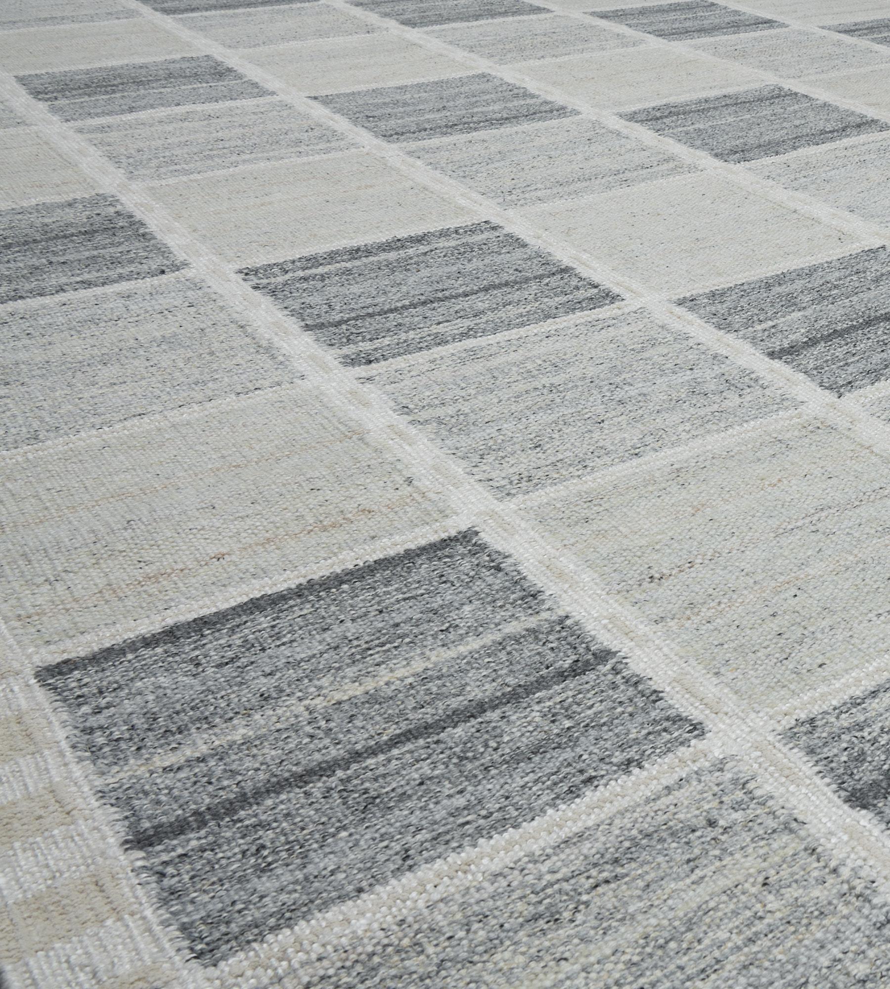 Indian Hand-woven Swedish-Inspired Contemporary Wool Rug For Sale