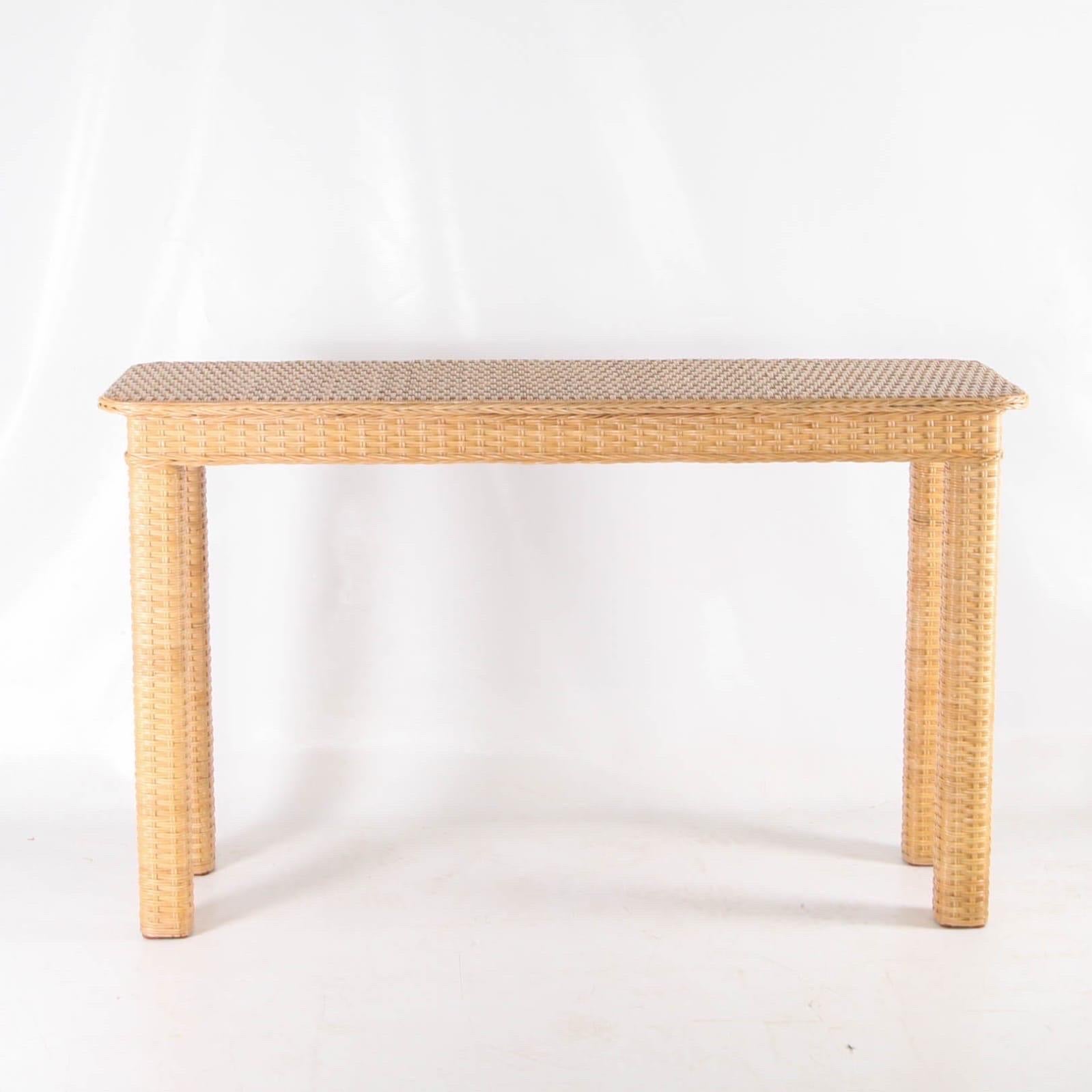 Hand woven wicker console table For Sale 5