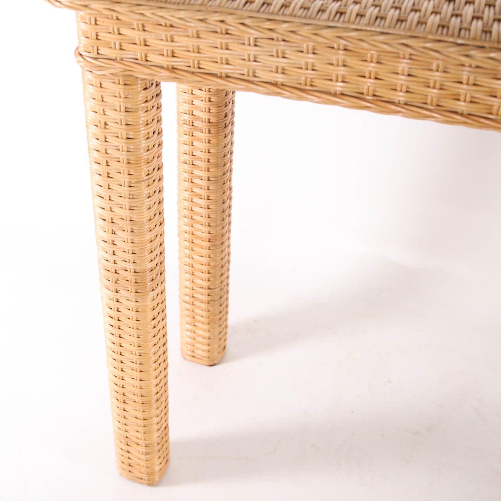 Hand woven wicker console table In Excellent Condition For Sale In Isle Sur Sorgue, FR