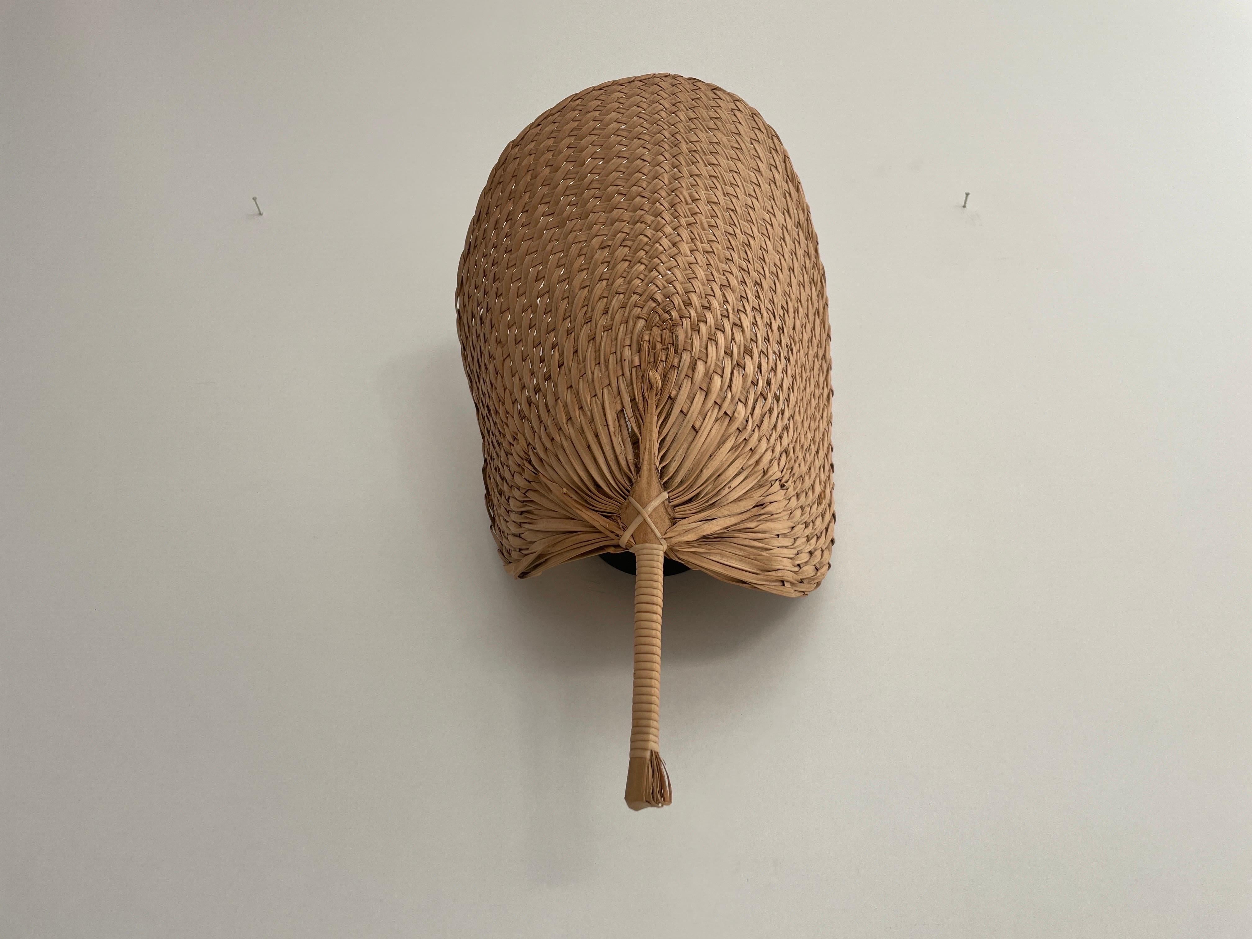 Mid-Century Modern Hand-woven Wicker Palmate Leaf Design Single Sconce, 1960s, Germany For Sale