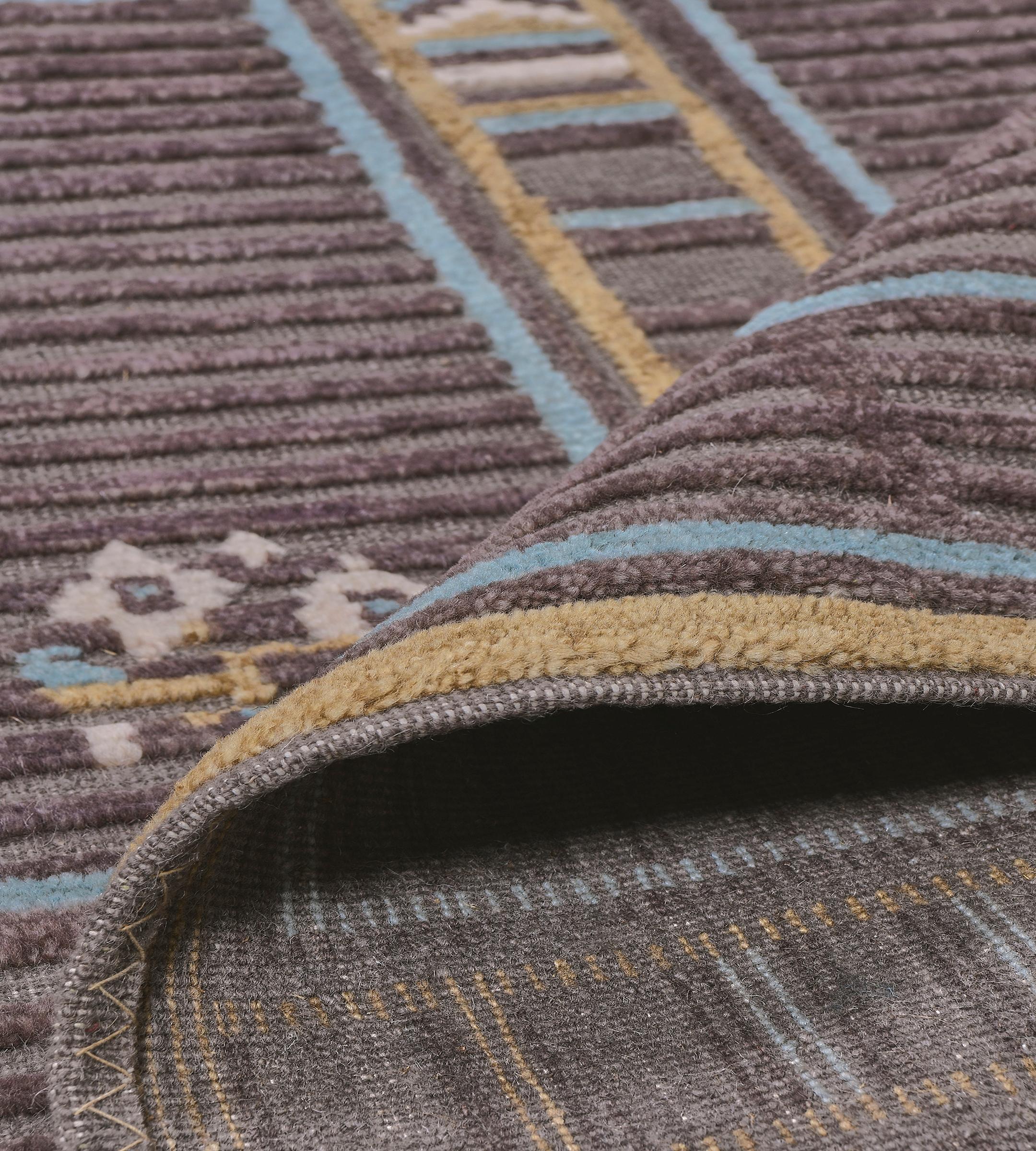 Hand-Woven Wool Brown Floral Swedish-Inspired Flatweave Rug For Sale 4