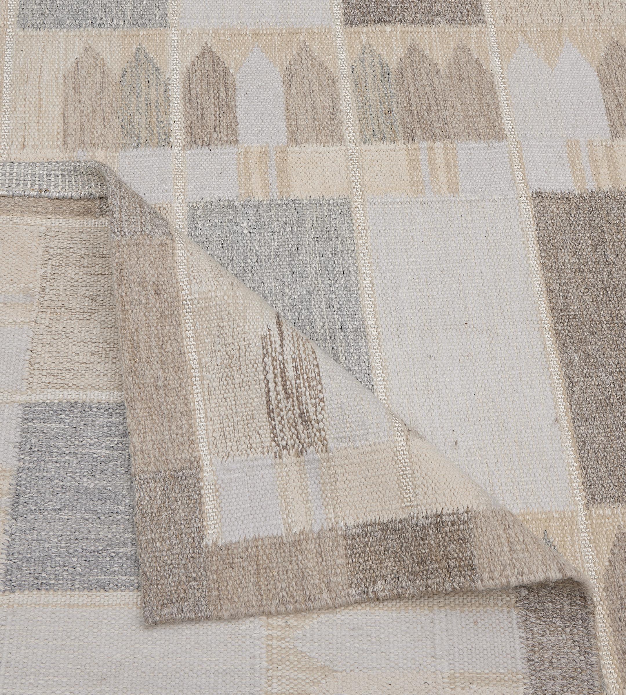 Hand-Woven Wool Contemporary Swedish-Inspired Flat-weave Rug 12'1