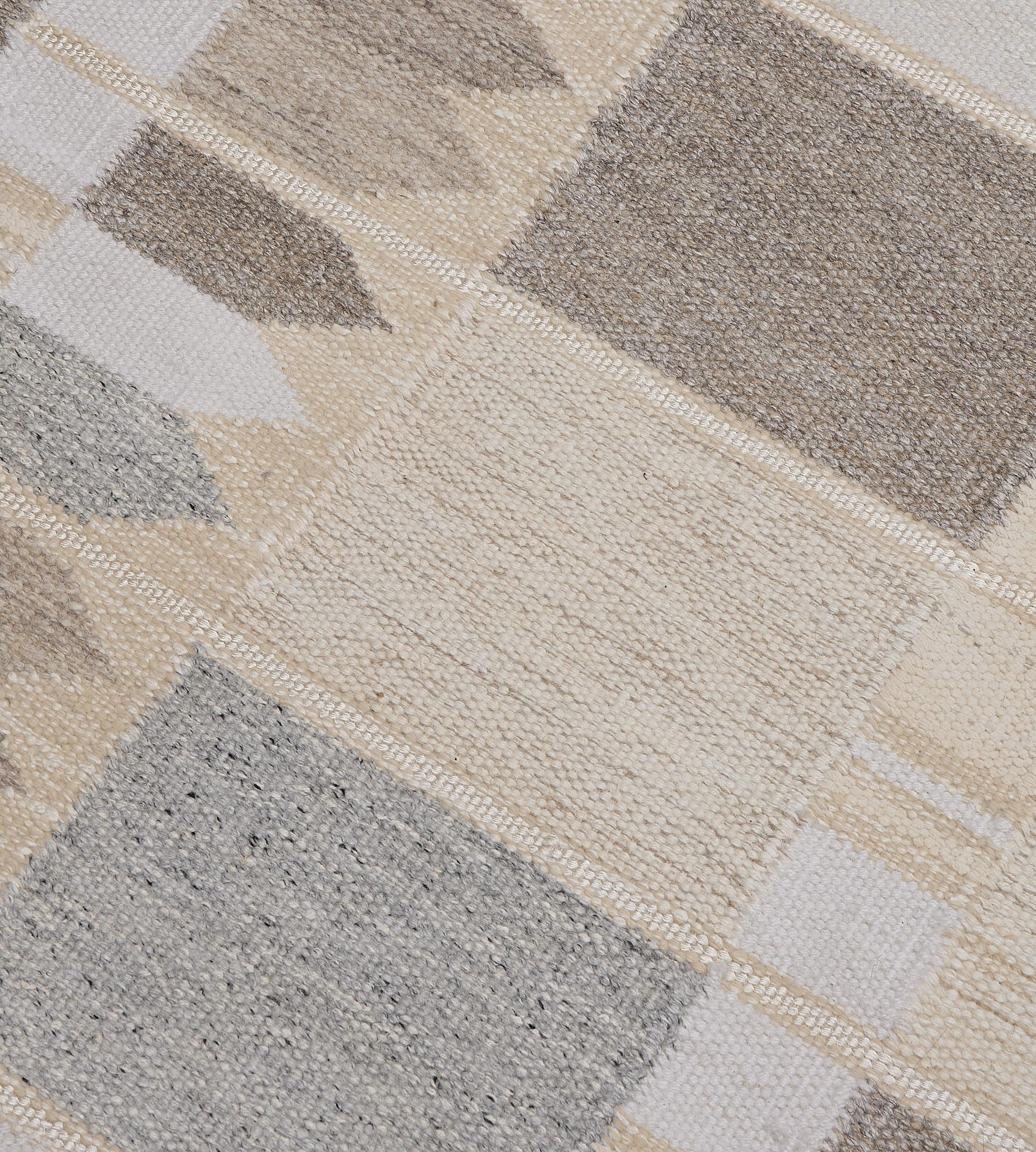 Hand-Woven Wool Contemporary Swedish-Inspired Flat-weave Rug 12'1